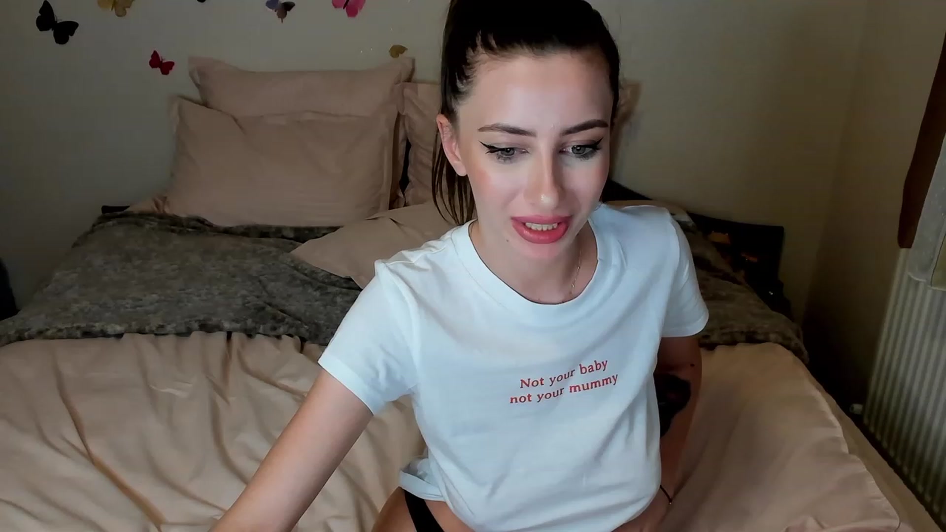 Gallery image thumbnail from Bustykatia's myfreecams stream on, 05/14/2023, 24:21 image 19 of 20