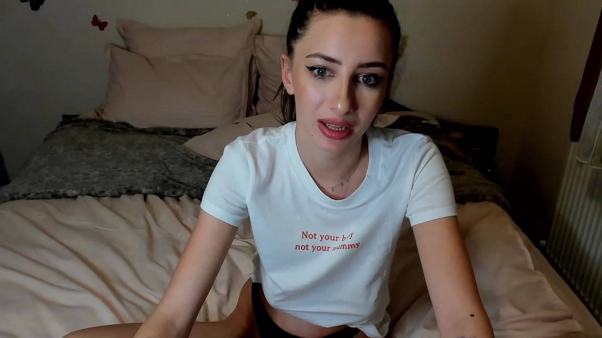 Gallery image thumbnail from Bustykatia's myfreecams stream on, 05/14/2023, 24:21 image 1 of 20