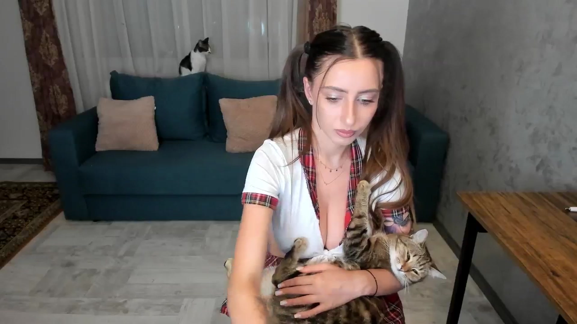Gallery image thumbnail from Bustykatia's myfreecams stream on, 08/08/2024, 20:28 image 17 of 20