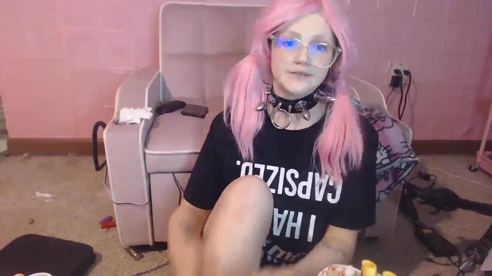 Gallery image thumbnail from ButtPlugMaker's myfreecams stream on, 07/12/2025, 12:19 image 3 of 20
