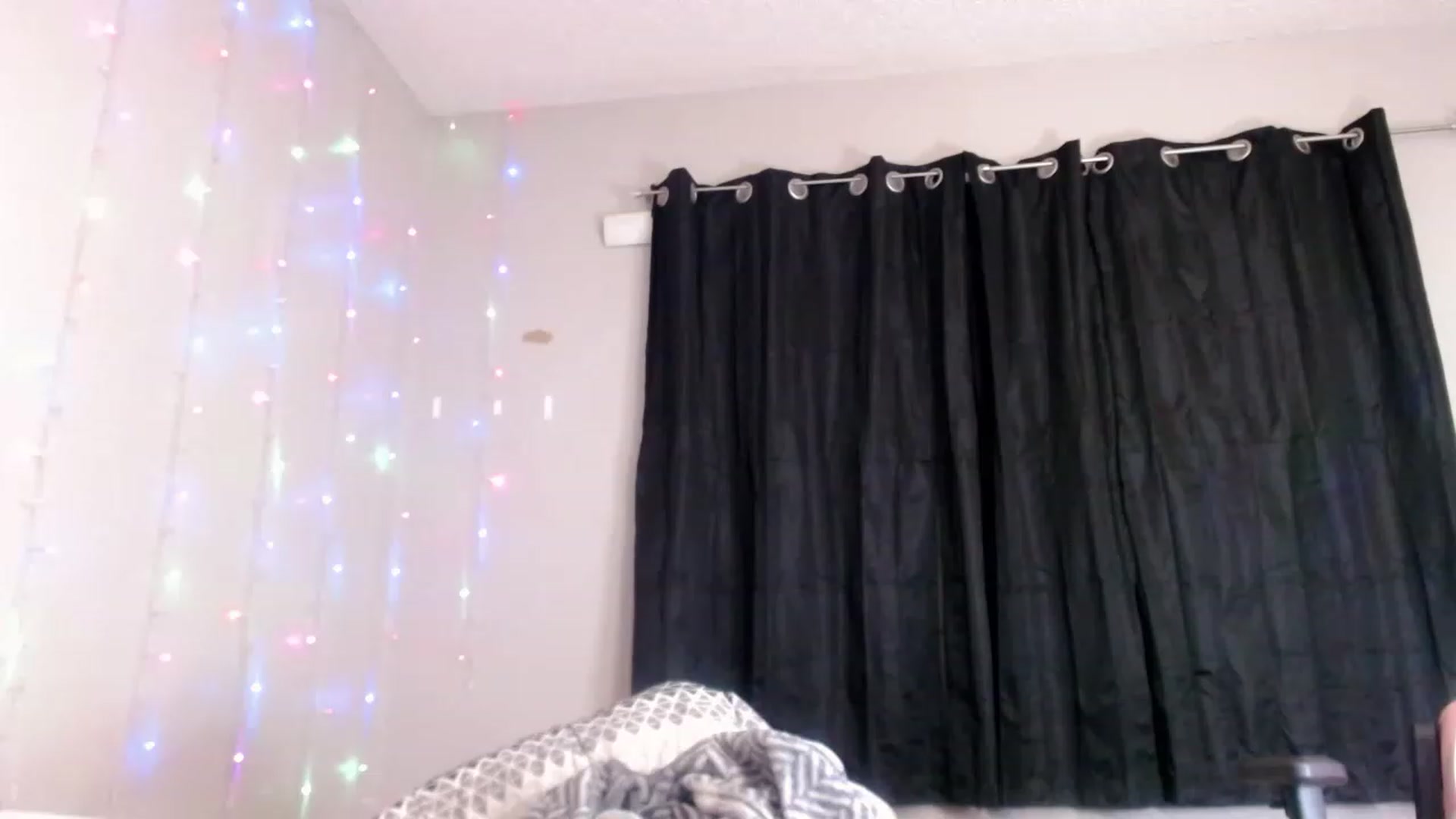 Gallery image thumbnail from Buttercupink's myfreecams stream on, 12/03/2022, 11:22 image 5 of 20