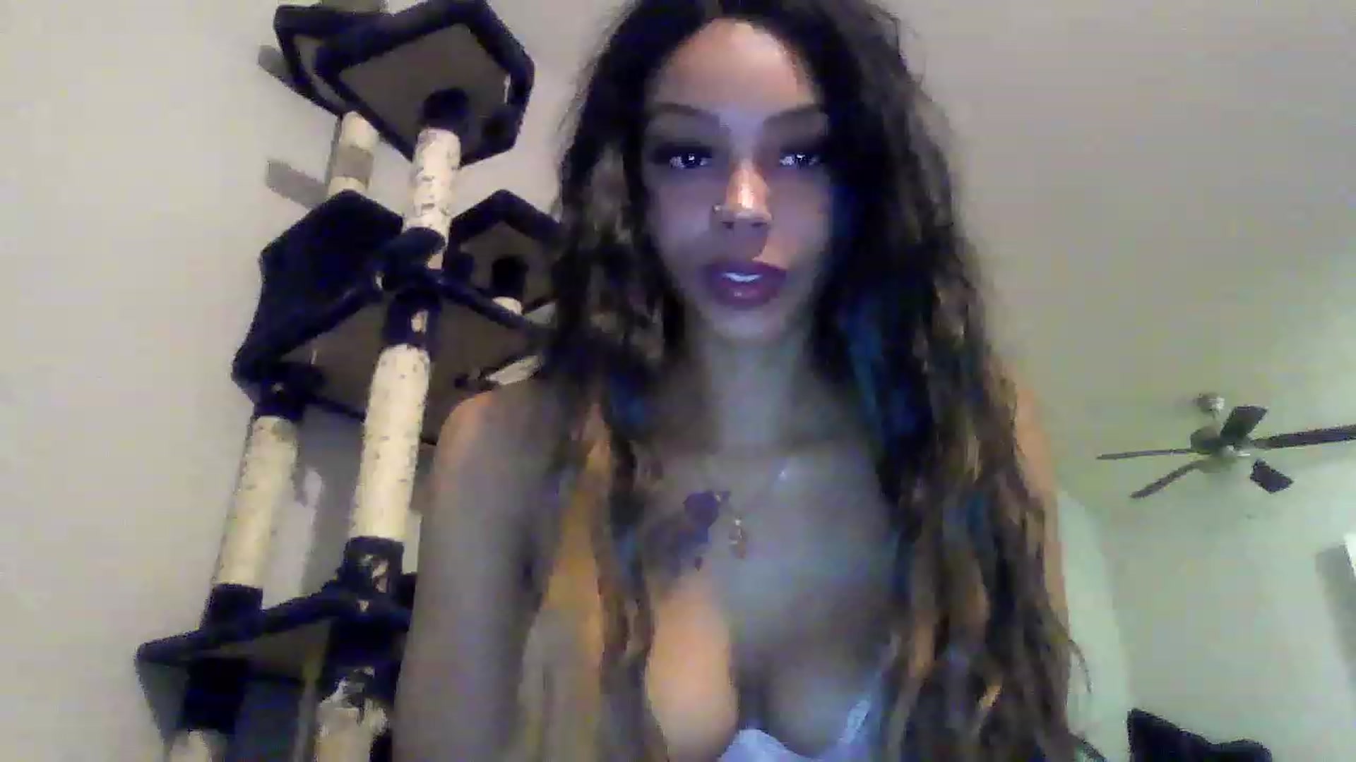 Gallery image thumbnail from Buttercupink's myfreecams stream on, 01/01/2023, 09:39 image 2 of 20