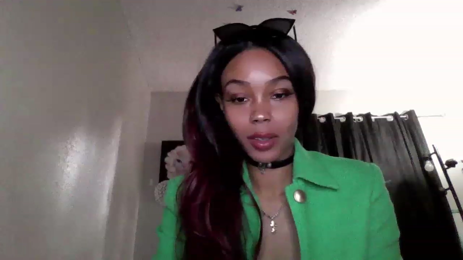 Gallery image thumbnail from Buttercupink's myfreecams stream on, 02/04/2023, 16:04 image 5 of 20