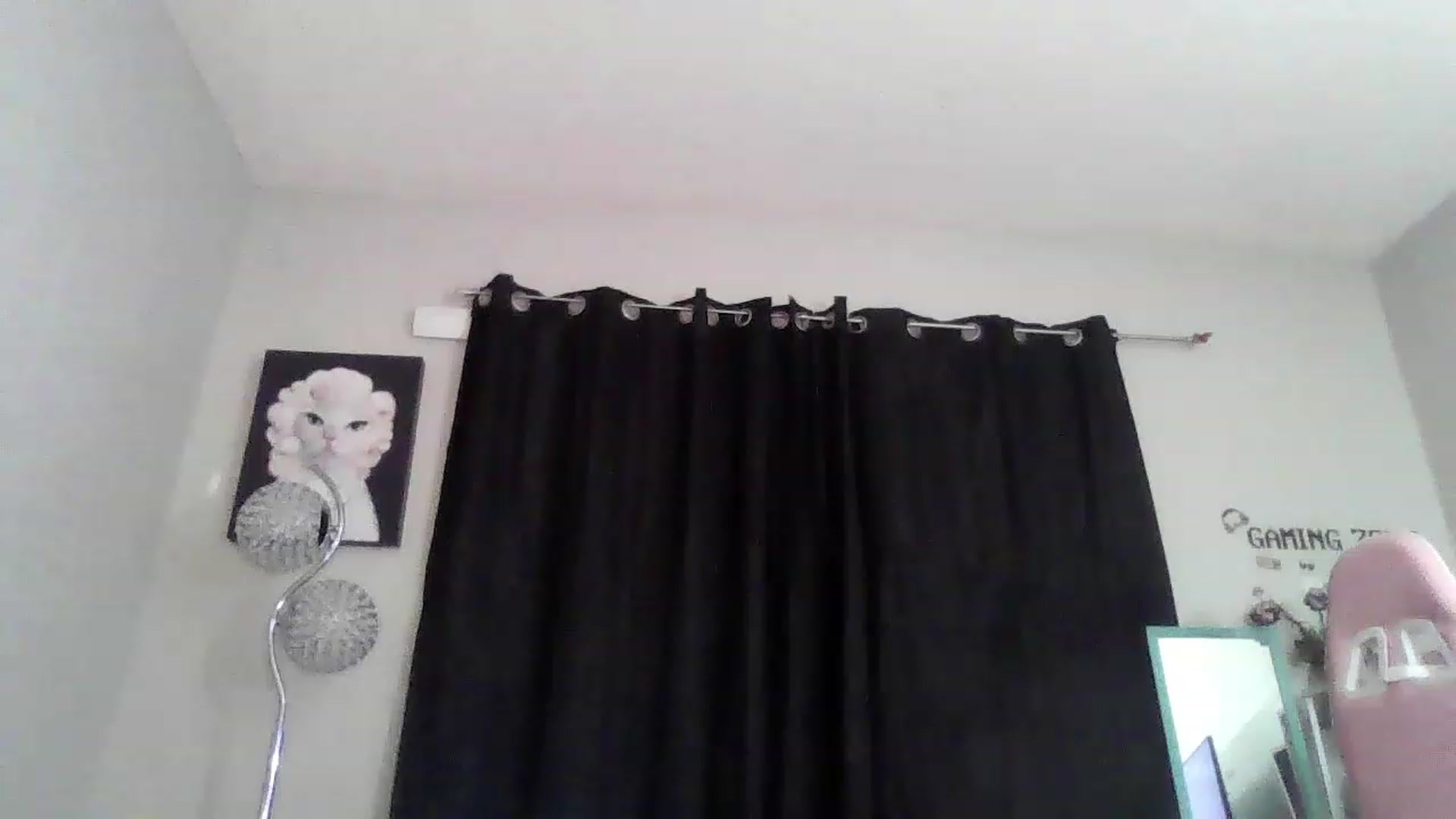 Gallery image thumbnail from Buttercupink's myfreecams stream on, 03/06/2023, 07:39 image 10 of 20
