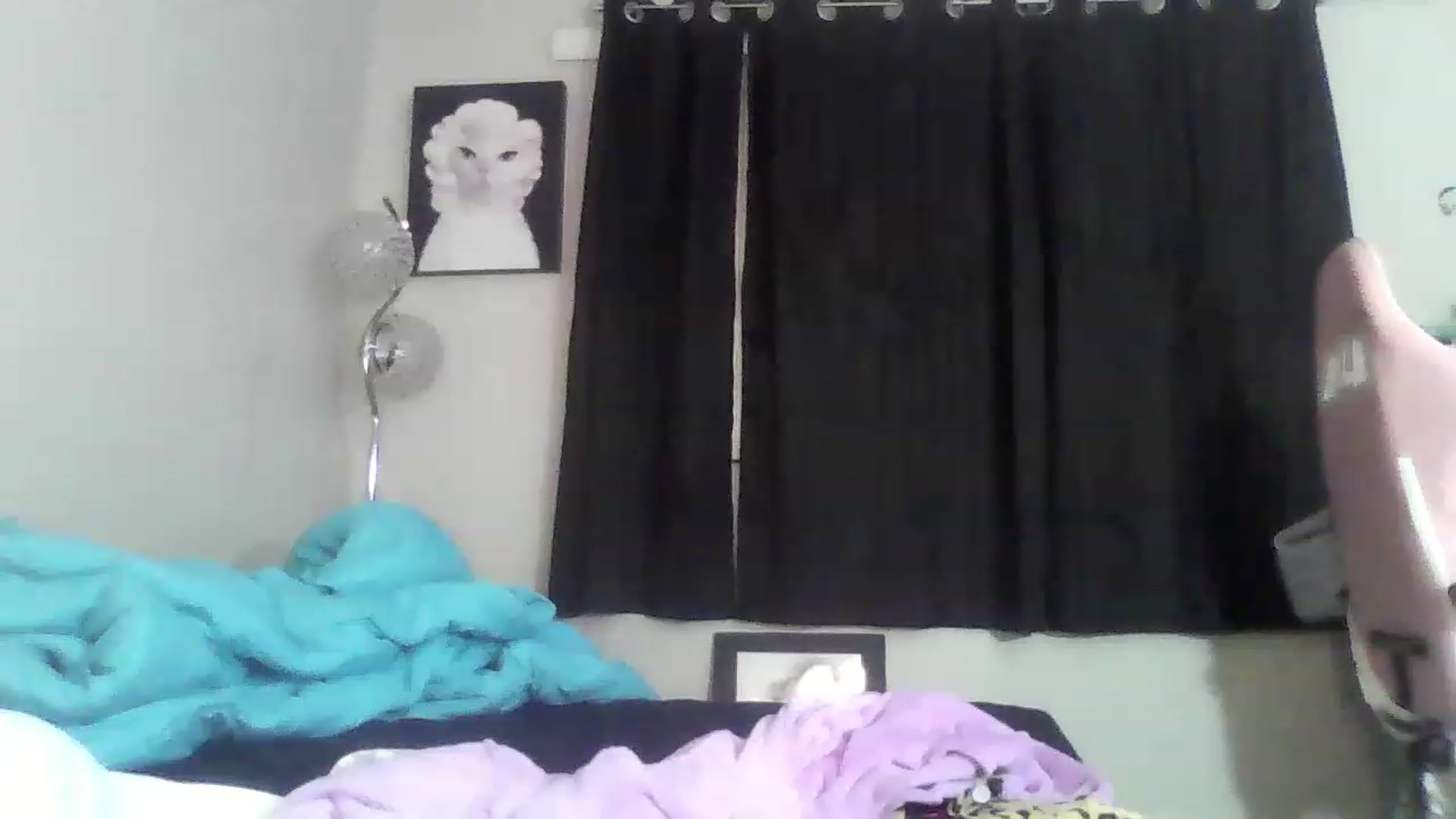 Gallery image thumbnail from Buttercupink's myfreecams stream on, 03/10/2023, 06:10 image 8 of 20