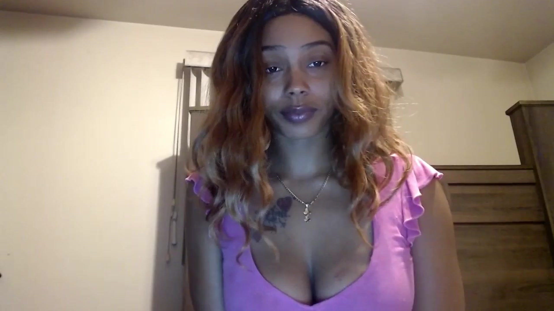 Gallery image thumbnail from Buttercupink's myfreecams stream on, 07/19/2023, 07:30 image 15 of 20