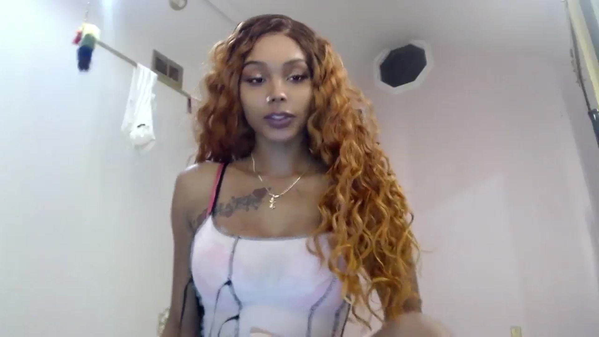 Gallery image thumbnail from Buttercupink's myfreecams stream on, 07/22/2023, 06:23 image 5 of 20