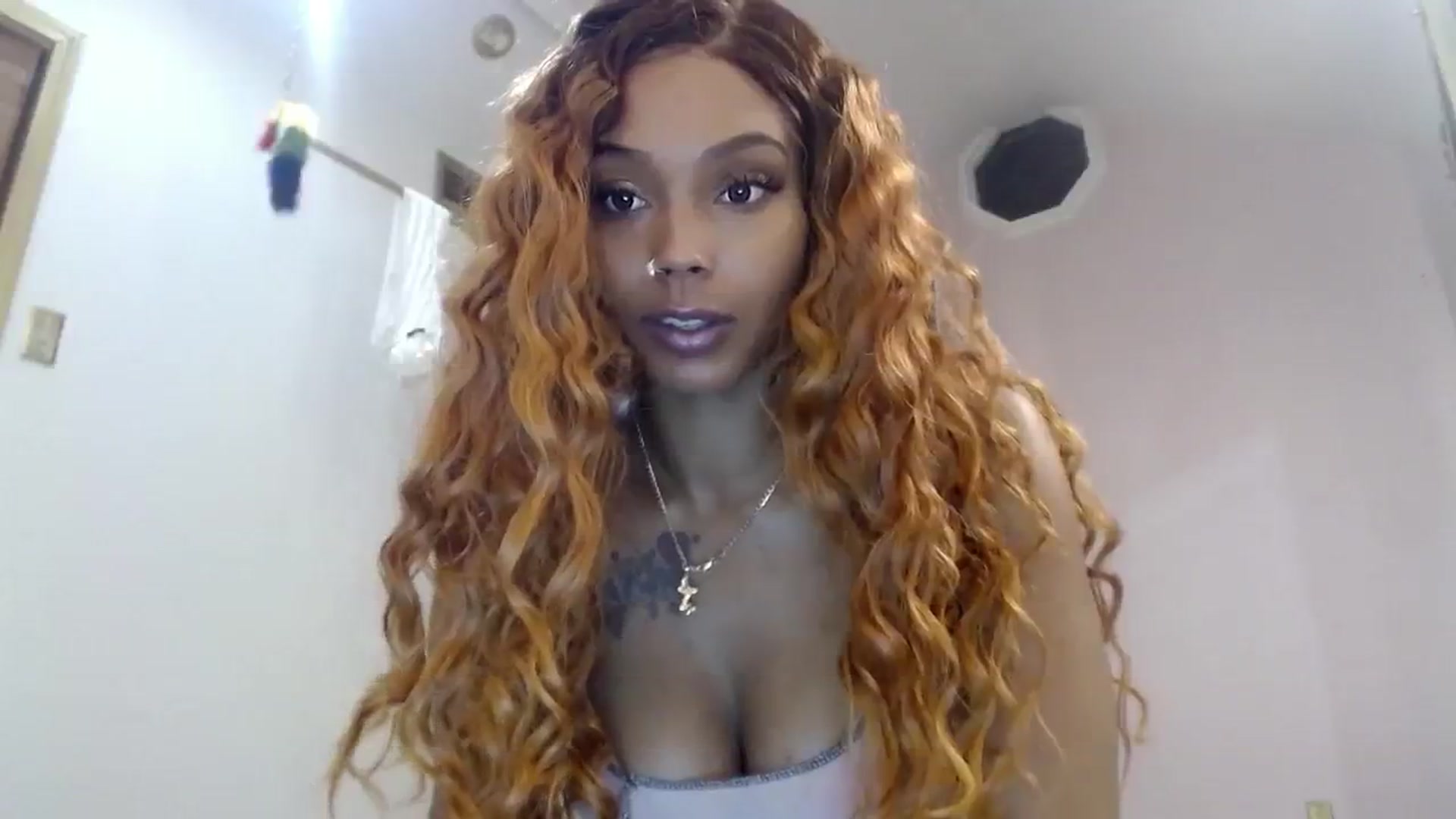 Gallery image thumbnail from Buttercupink's myfreecams stream on, 07/22/2023, 06:42 image 16 of 20