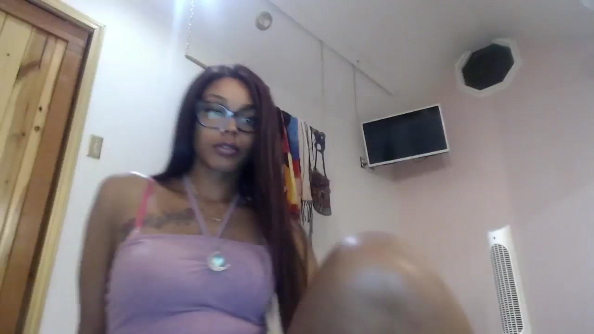 Gallery image thumbnail from Buttercupink's myfreecams stream on, 08/05/2023, 06:48 image 3 of 20