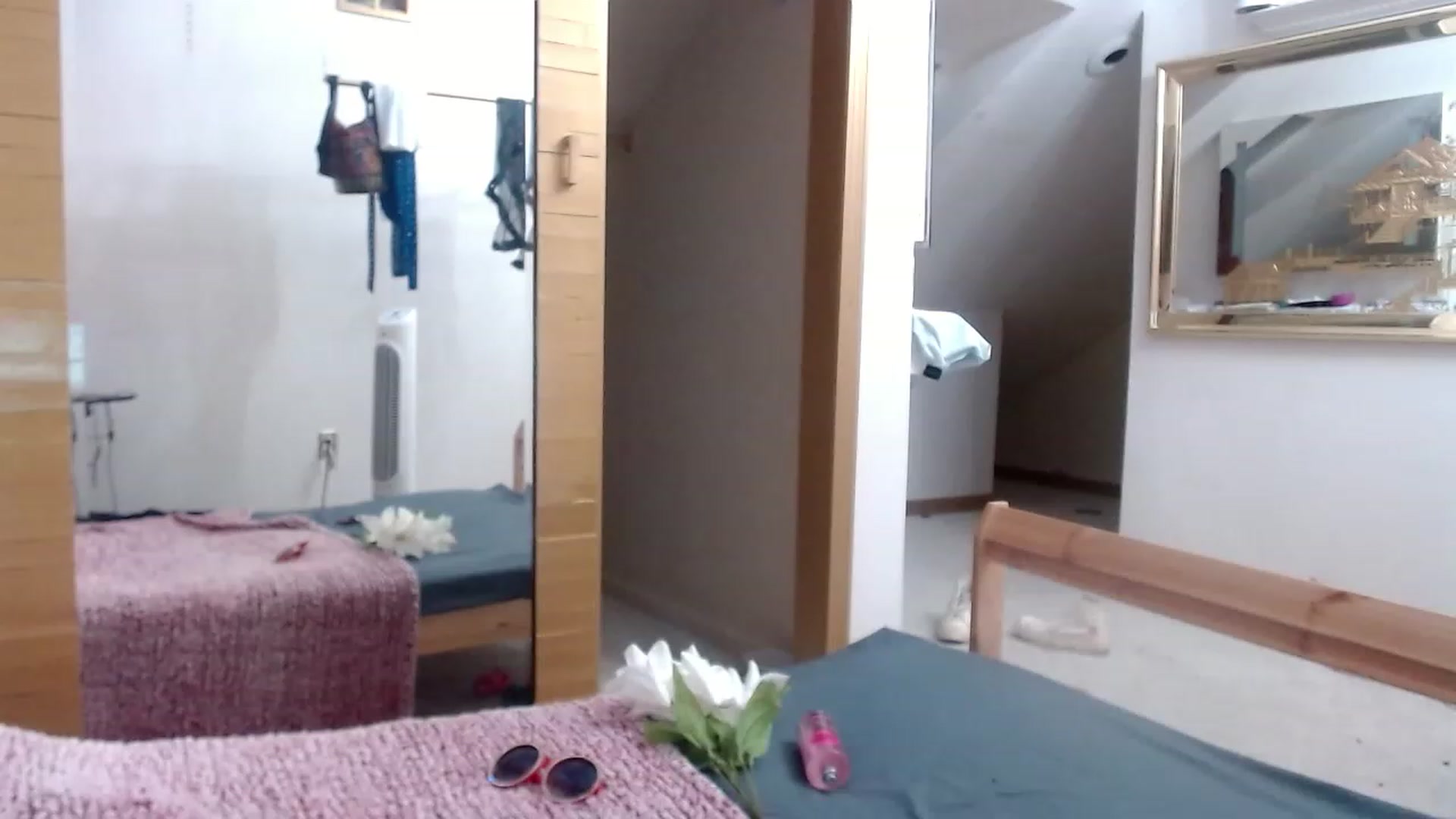 Gallery image thumbnail from Buttercupink's myfreecams stream on, 08/09/2023, 08:03 image 13 of 20
