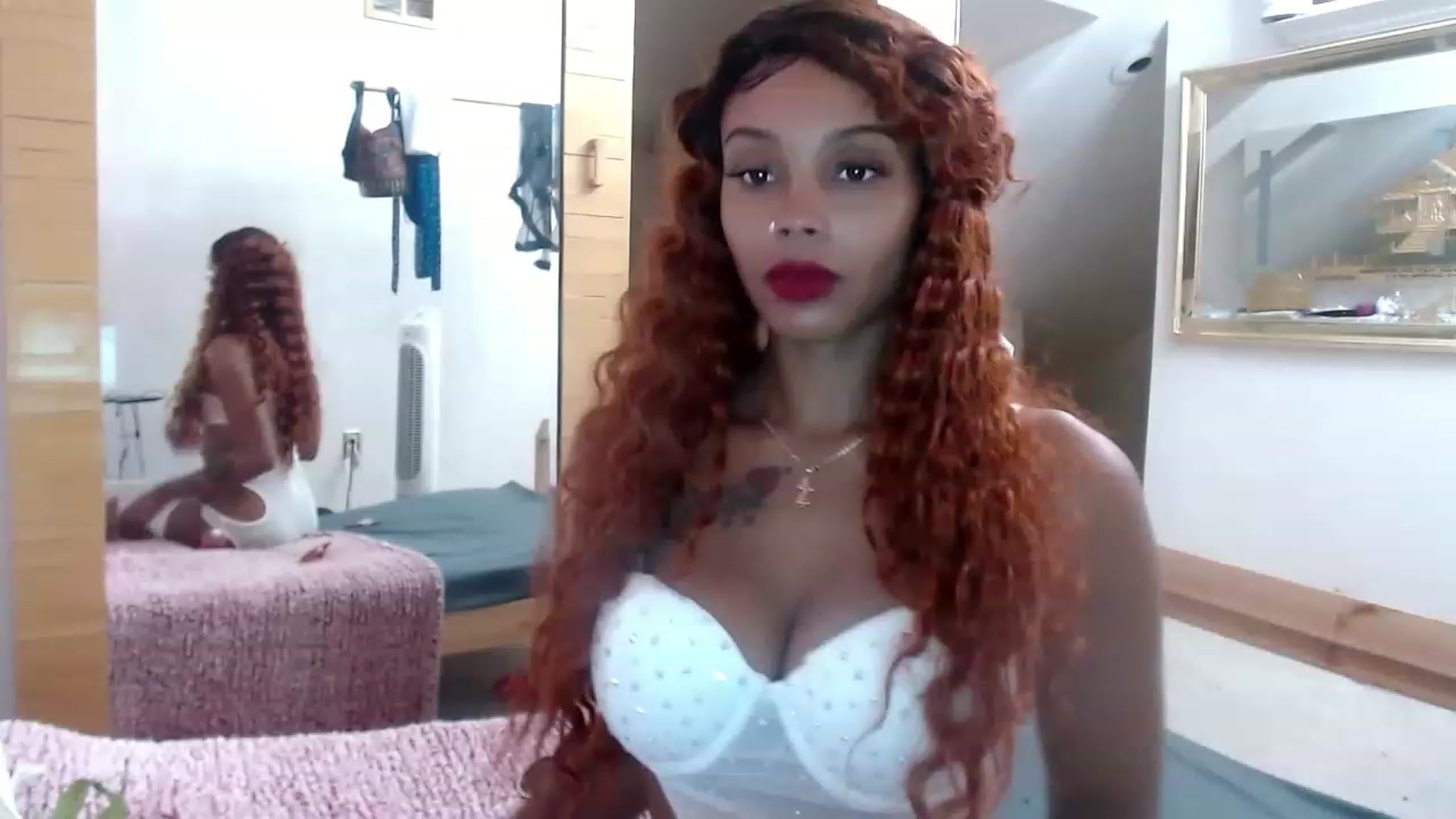 Gallery image thumbnail from Buttercupink's myfreecams stream on, 08/09/2023, 08:24 image 17 of 20