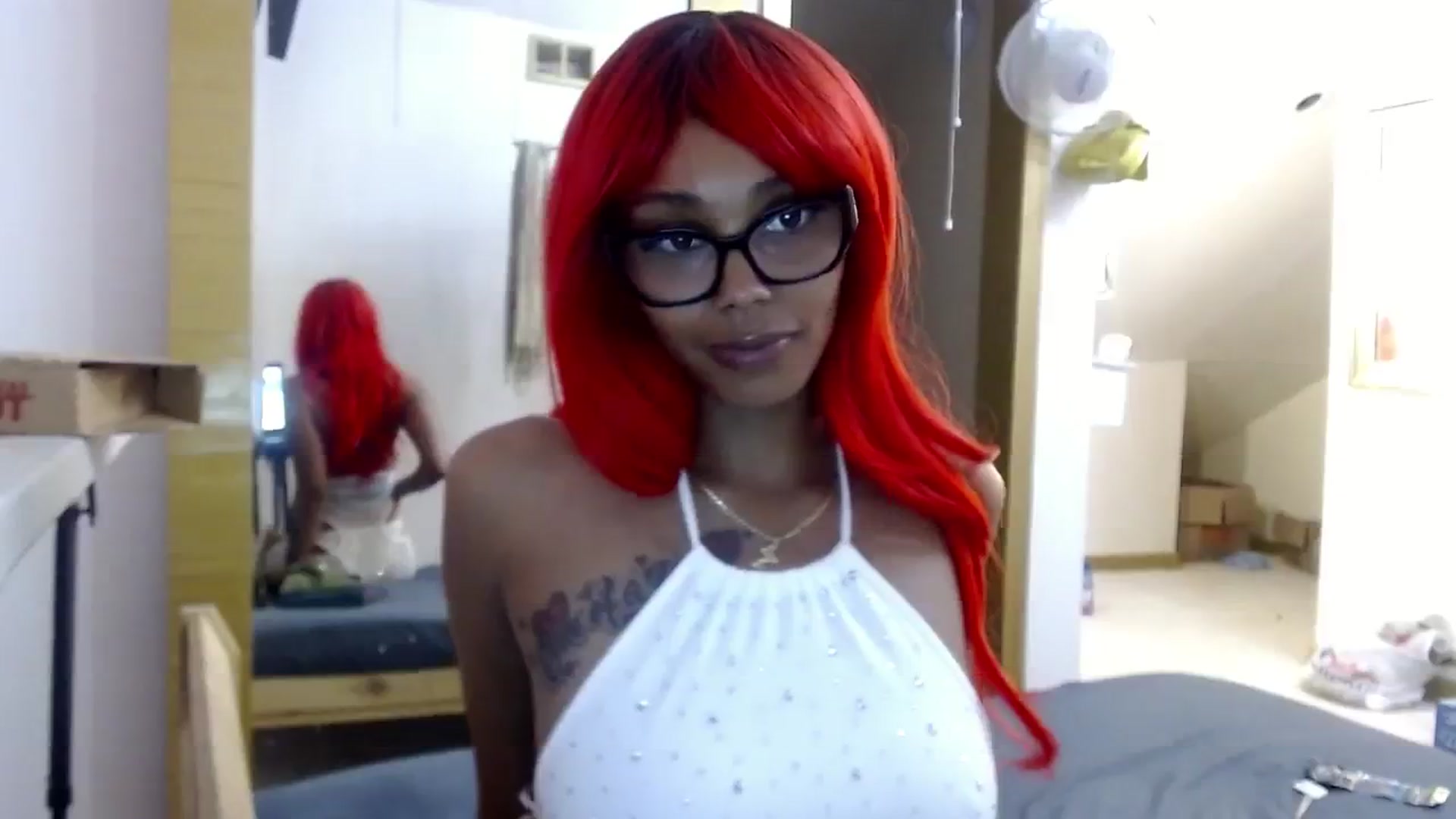 Gallery image thumbnail from Buttercupink's myfreecams stream on, 09/19/2023, 06:43 image 6 of 20
