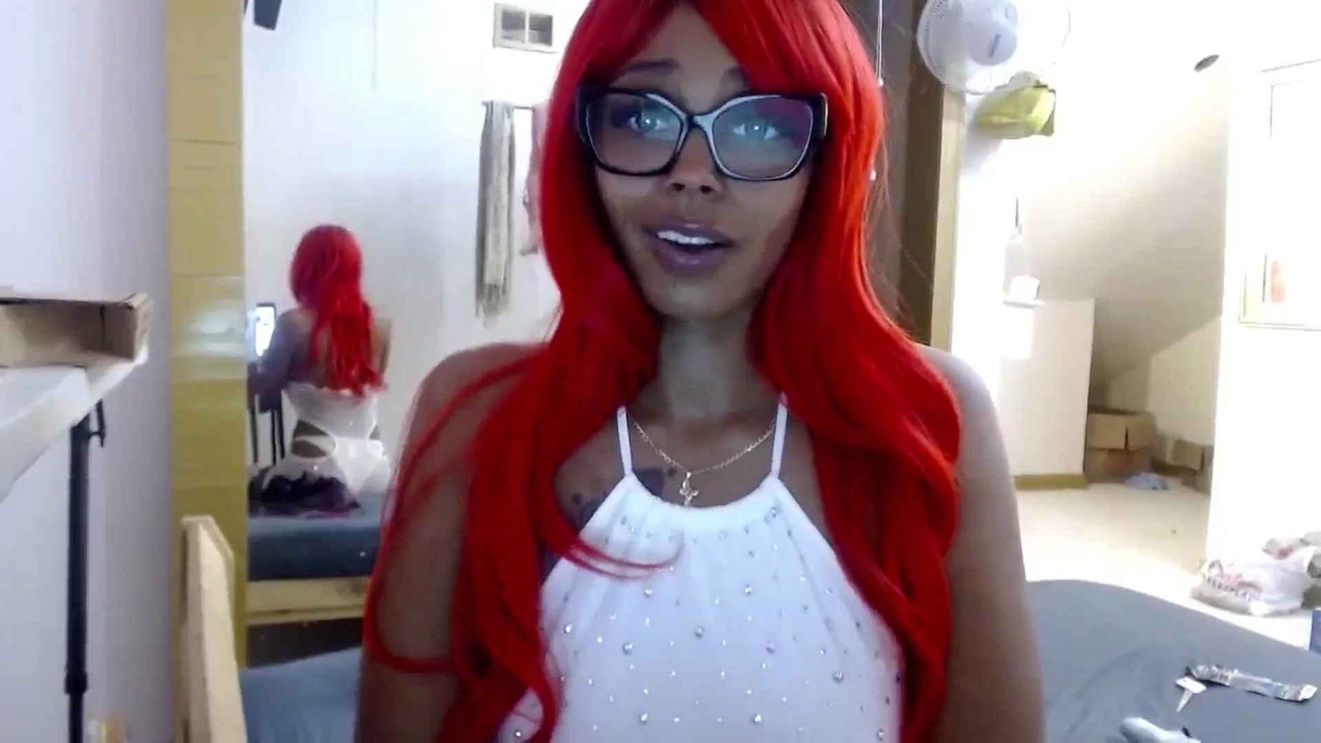 Gallery image thumbnail from Buttercupink's myfreecams stream on, 09/19/2023, 06:42 image 4 of 20