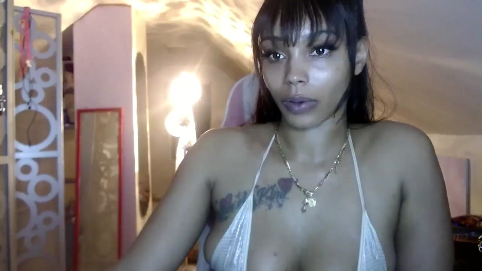 Gallery image thumbnail from Buttercupink's myfreecams stream on, 08/27/2024, 08:26 image 10 of 20