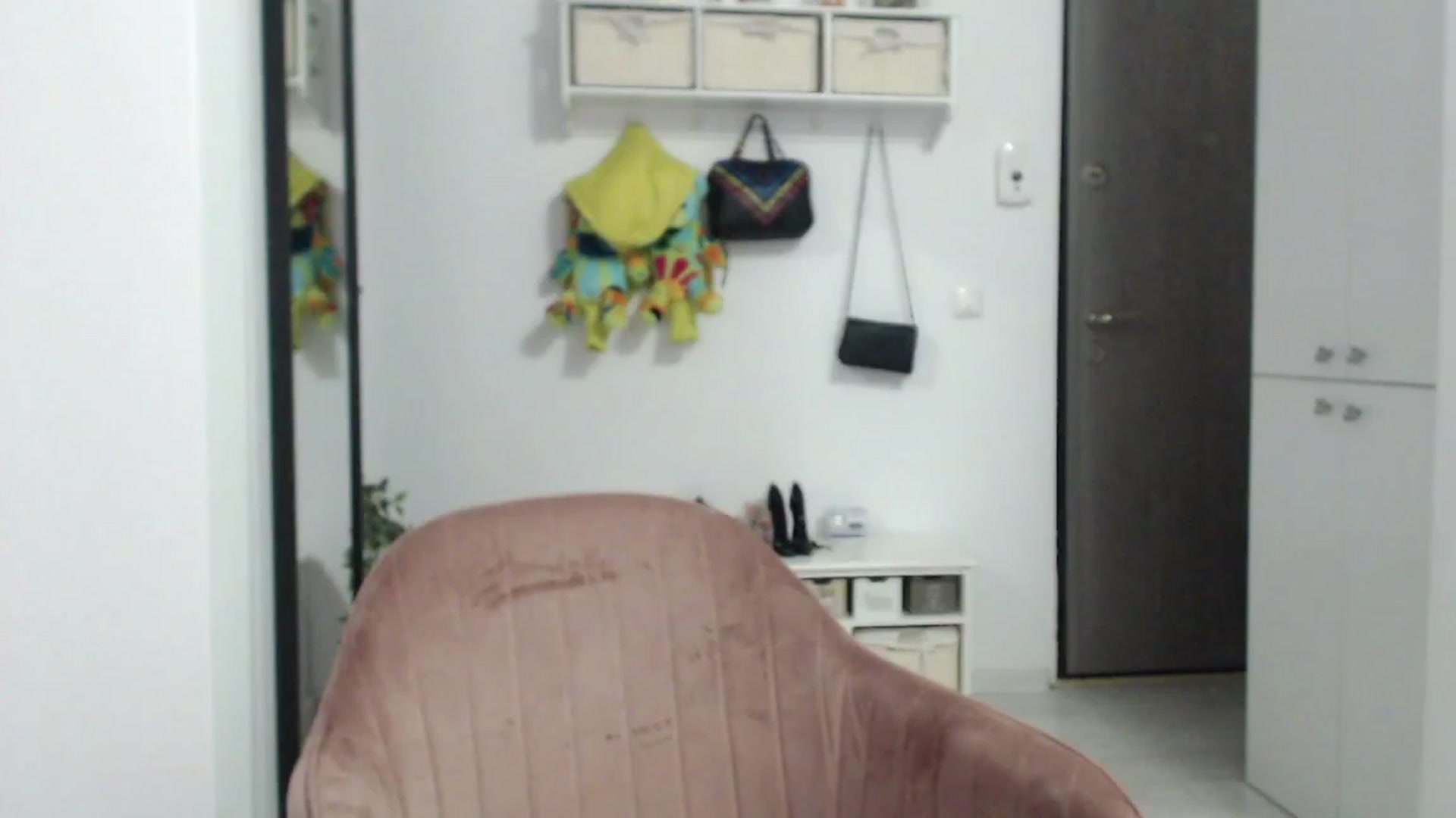 Gallery image thumbnail from Butterfly's myfreecams stream on, 01/08/2024, 13:54 image 4 of 20