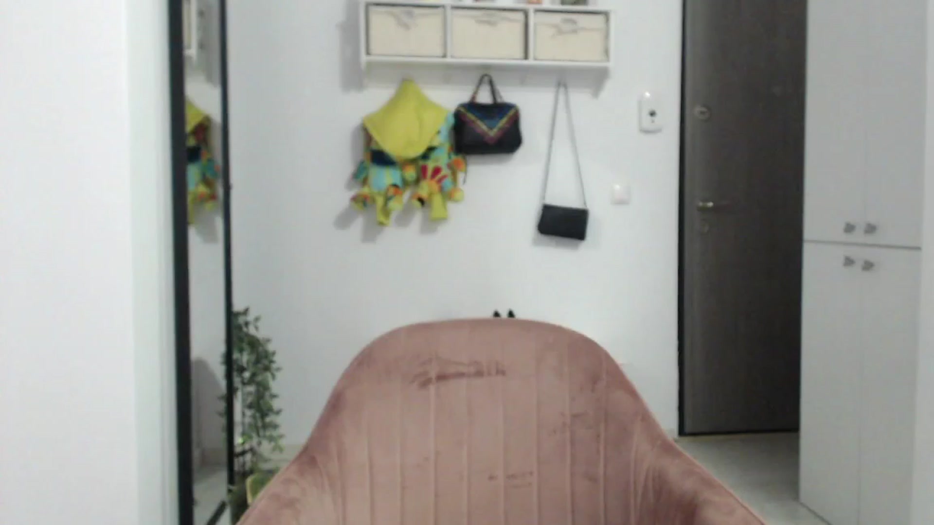 Gallery image thumbnail from Butterfly's myfreecams stream on, 01/08/2024, 13:54 image 1 of 20