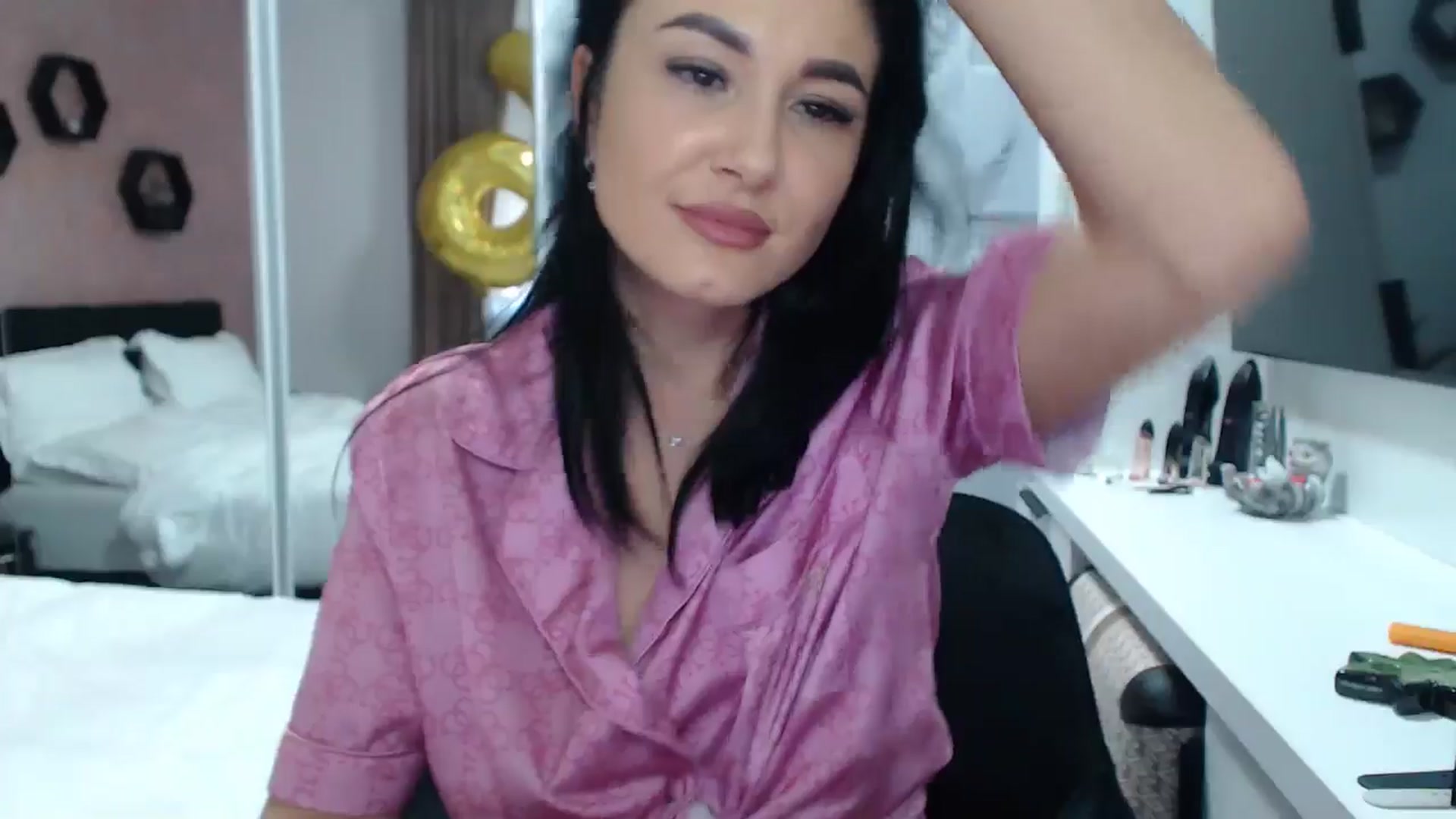Gallery image thumbnail from Butterfly's myfreecams stream on, 10/09/2024, 13:20 image 13 of 20