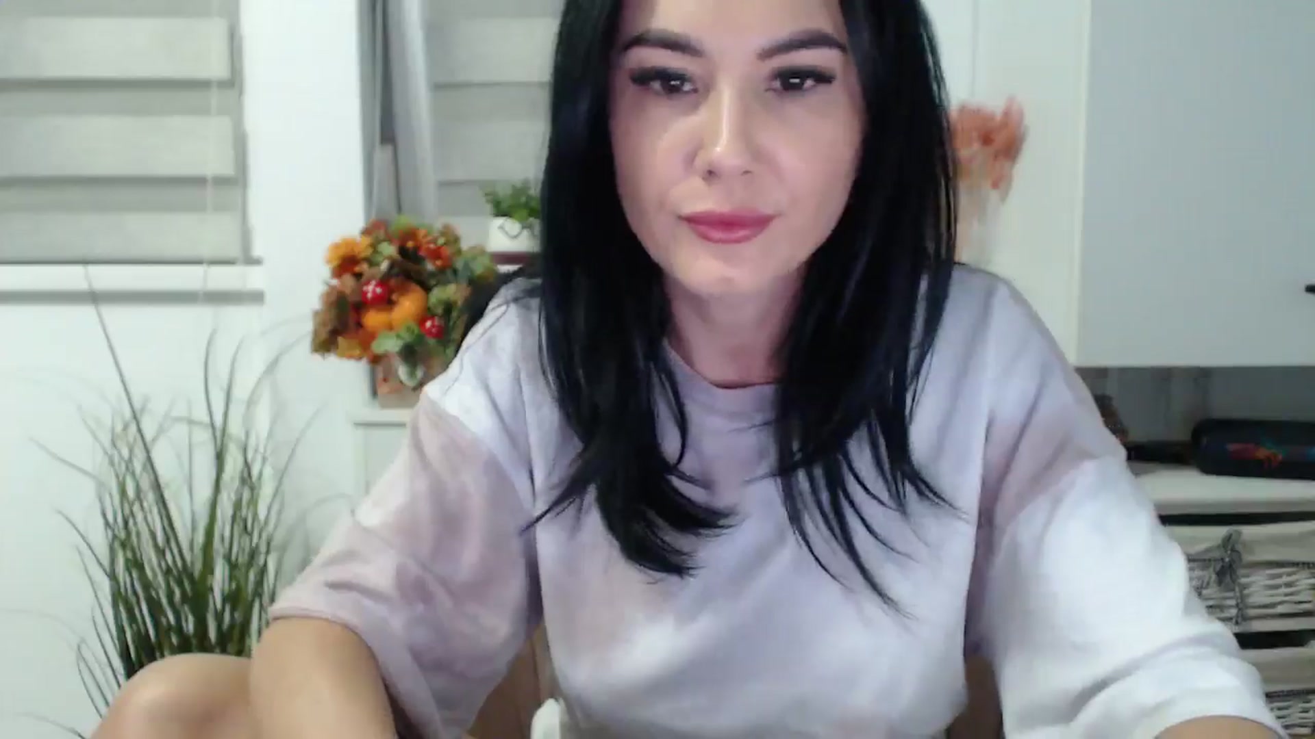 Gallery image thumbnail from Butterfly's myfreecams stream on, 11/05/2024, 04:06 image 9 of 20