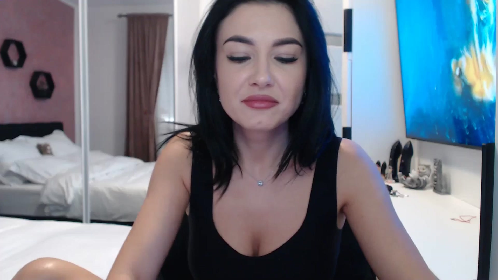 Gallery image thumbnail from Butterfly's myfreecams stream on, 11/08/2024, 12:20 image 12 of 20
