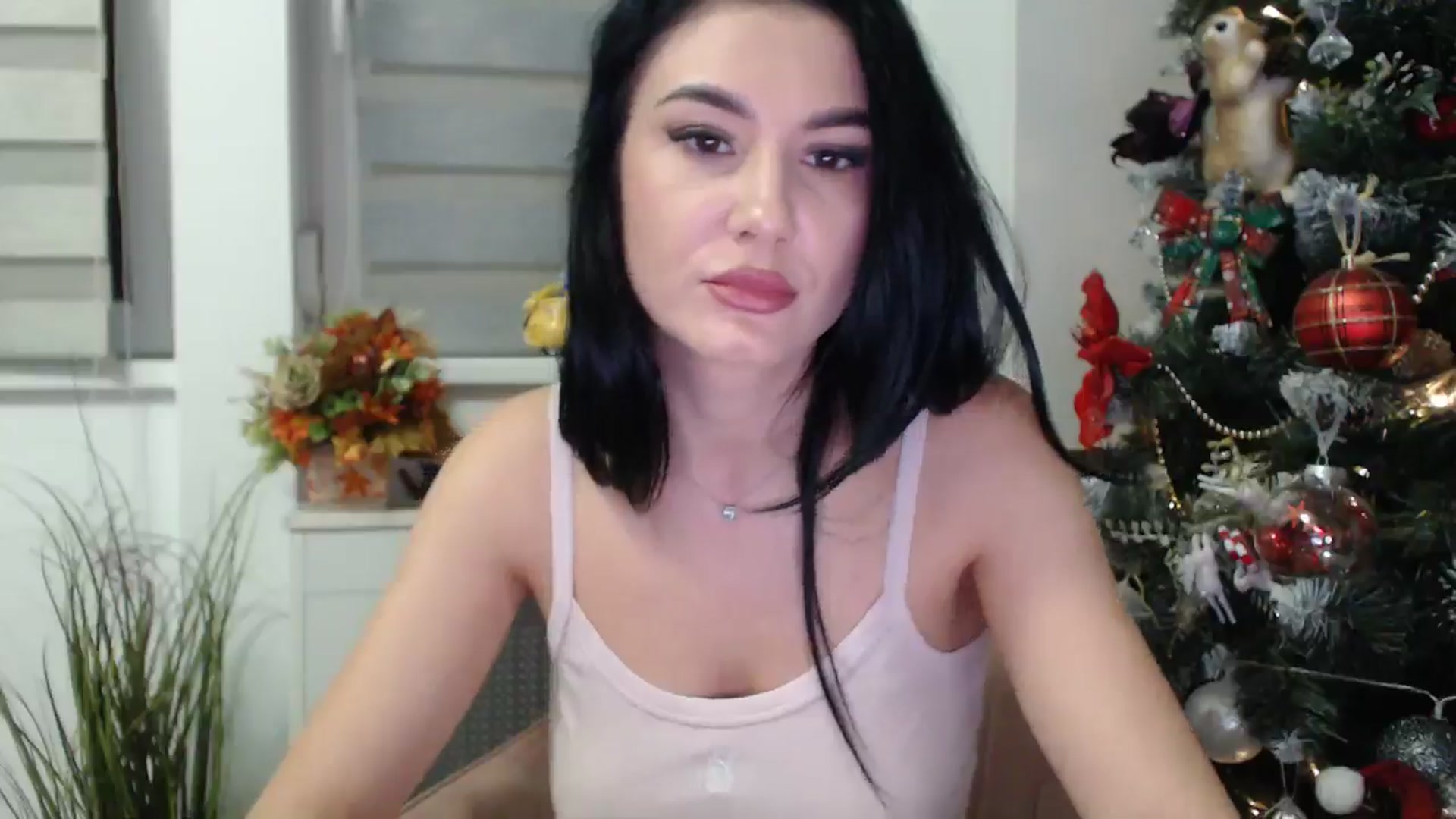 Gallery image thumbnail from Butterfly's myfreecams stream on, 12/10/2024, 03:28 image 19 of 20