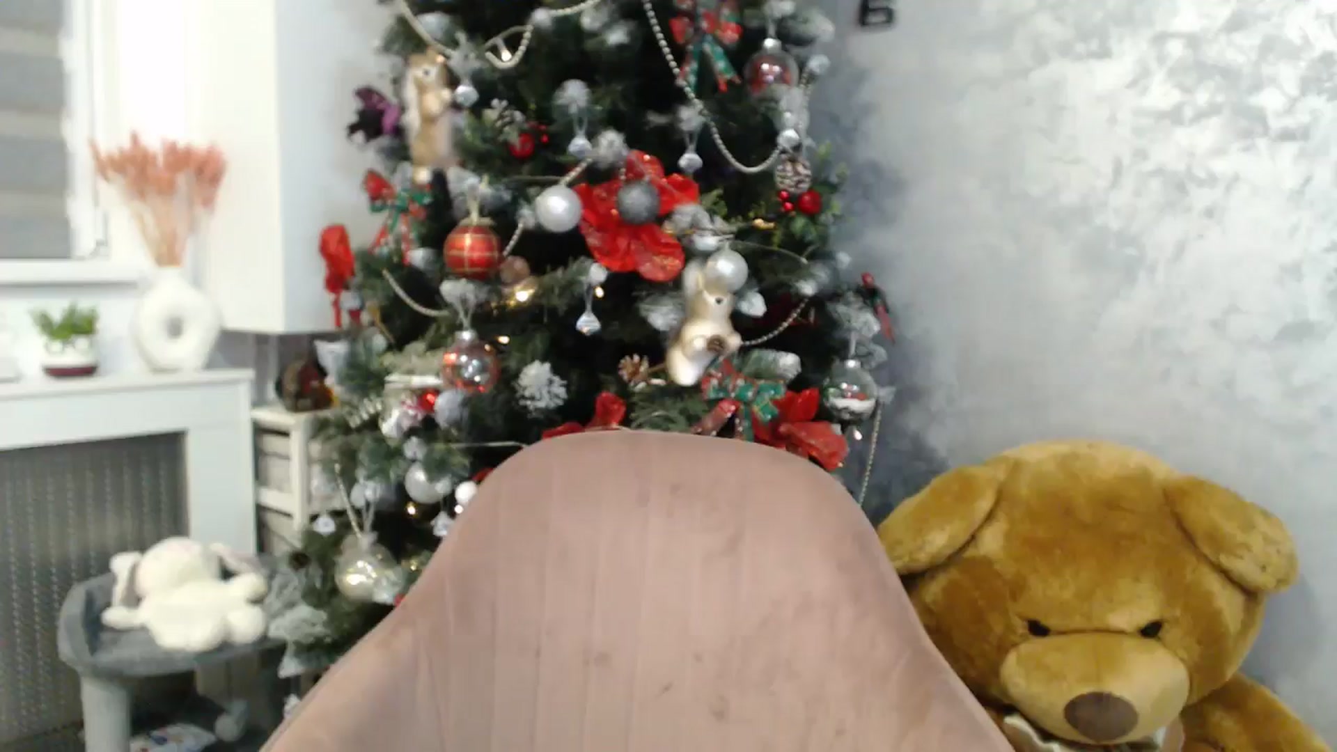 Gallery image thumbnail from Butterfly's myfreecams stream on, 12/19/2024, 21:24 image 17 of 20