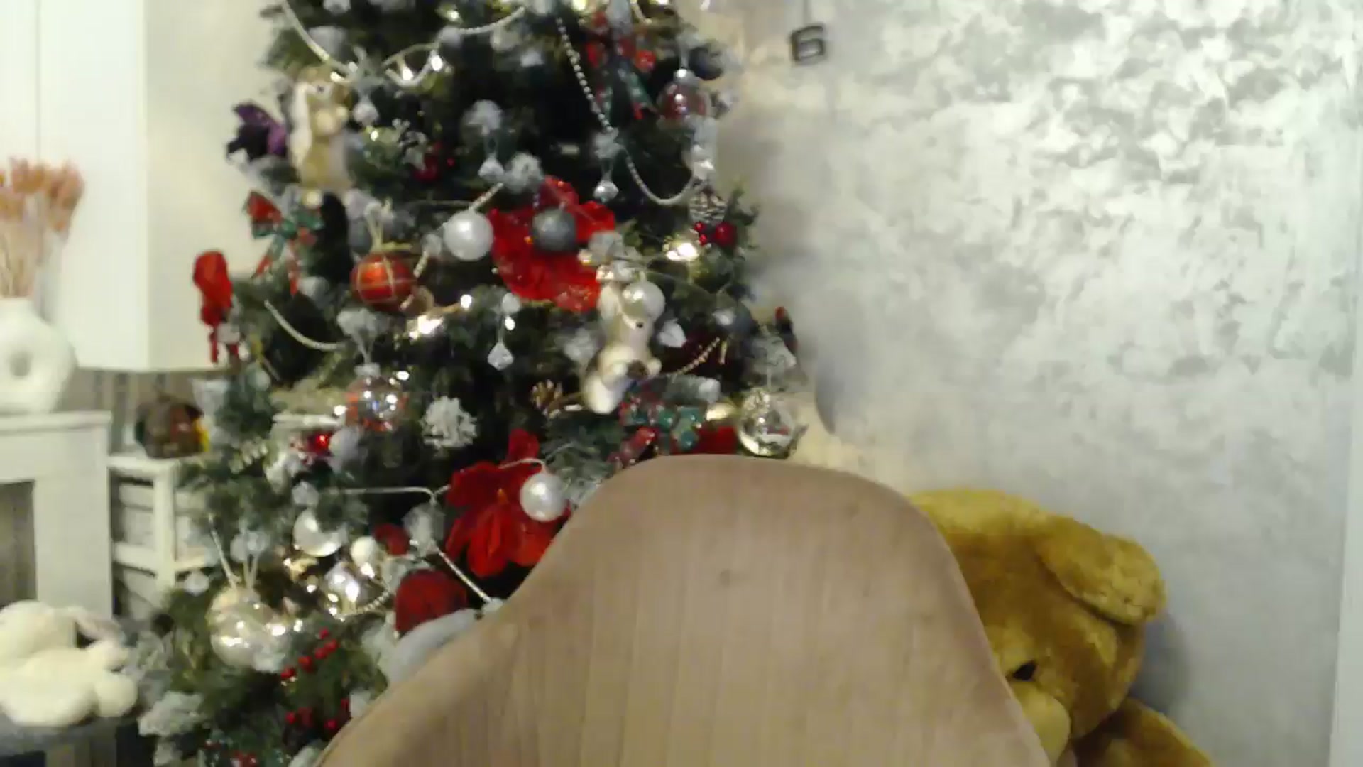 Gallery image thumbnail from Butterfly's myfreecams stream on, 12/21/2024, 13:06 image 20 of 20