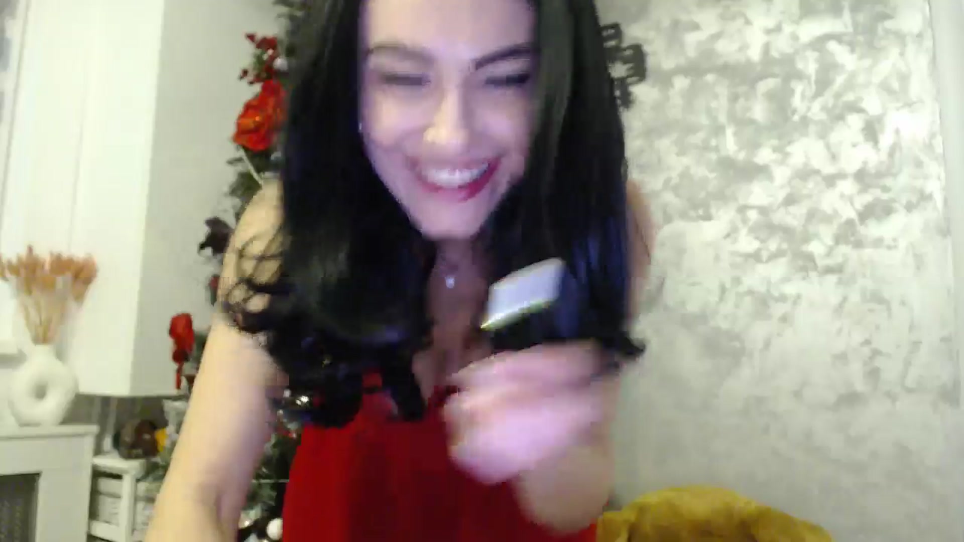 Gallery image thumbnail from Butterfly's myfreecams stream on, 12/21/2024, 13:42 image 15 of 20