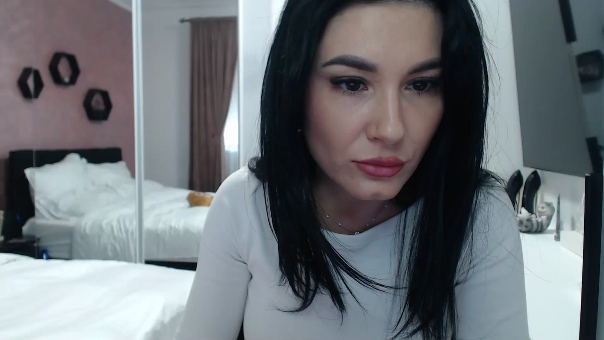 Gallery image thumbnail from Butterfly's myfreecams stream on, 01/10/2025, 12:10 image 12 of 20