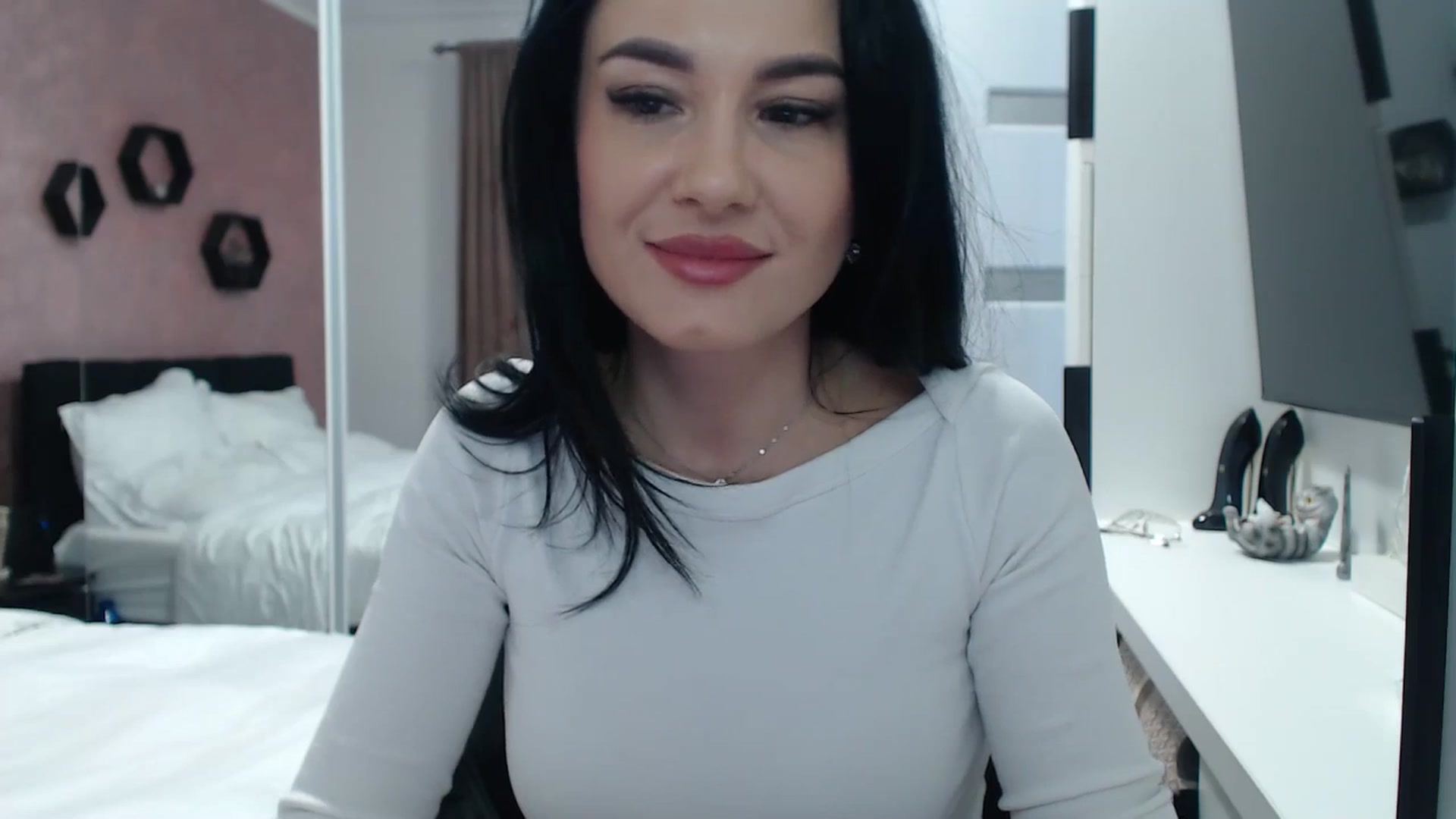 Gallery image thumbnail from Butterfly's myfreecams stream on, 01/10/2025, 12:10 image 7 of 20