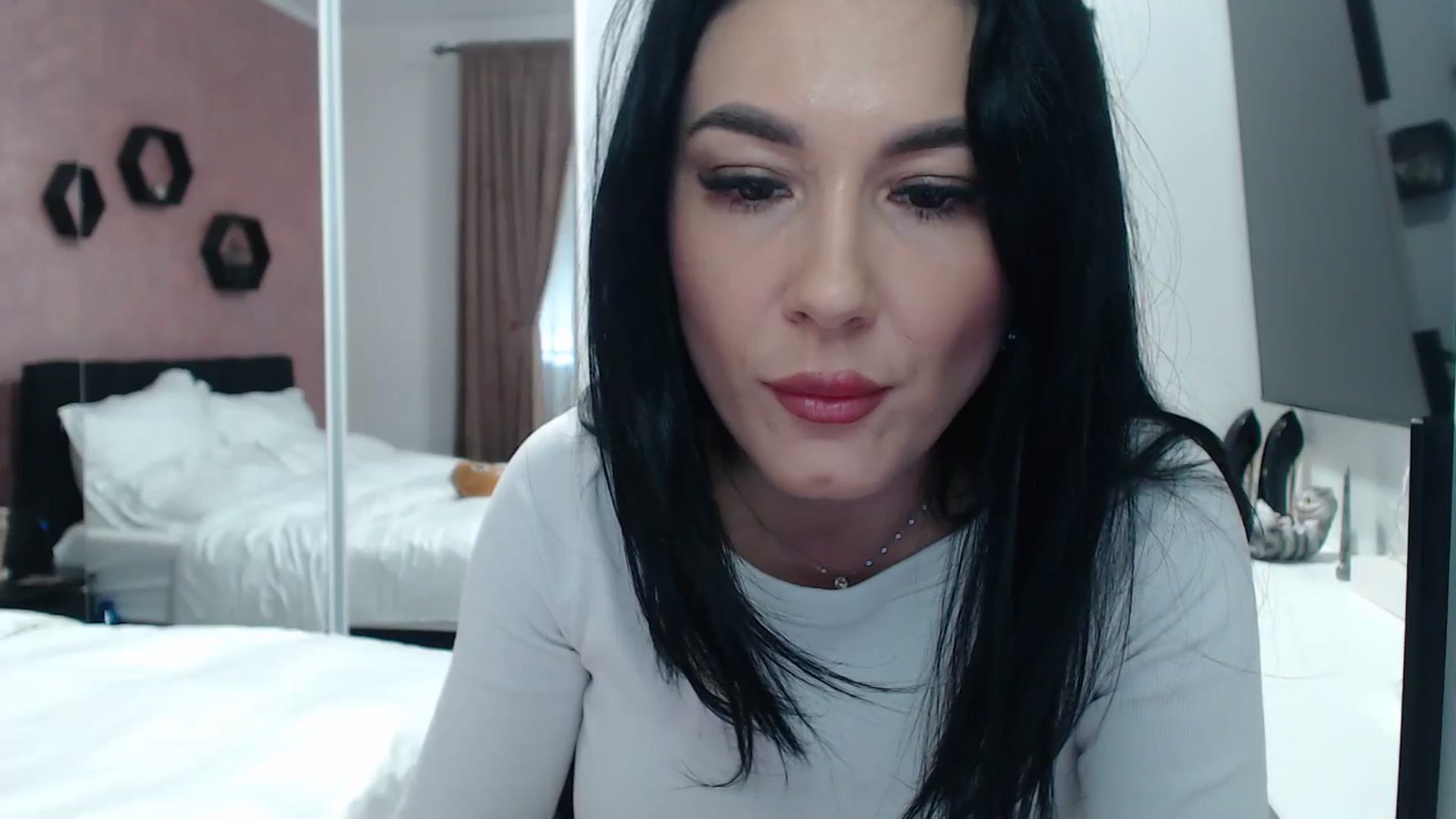 Gallery image thumbnail from Butterfly's myfreecams stream on, 01/10/2025, 12:10 image 14 of 20