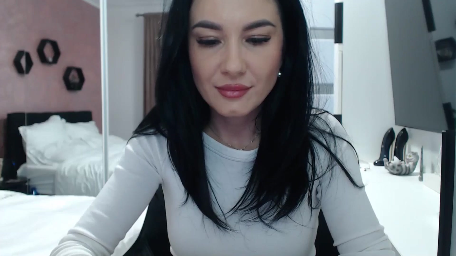 Gallery image thumbnail from Butterfly's myfreecams stream on, 01/10/2025, 12:10 image 5 of 20