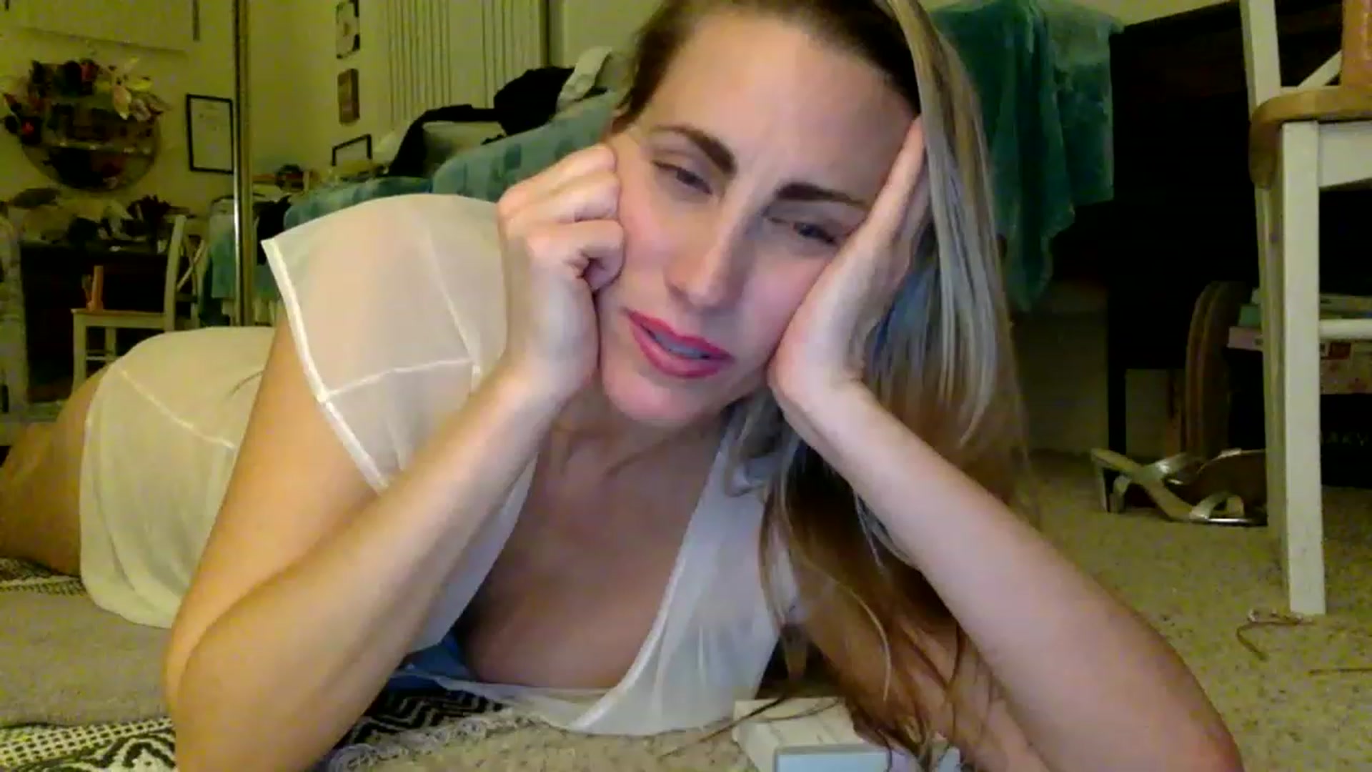 Gallery image thumbnail from ButterflyElle's myfreecams stream on, 01/01/2023, 11:58 image 3 of 20