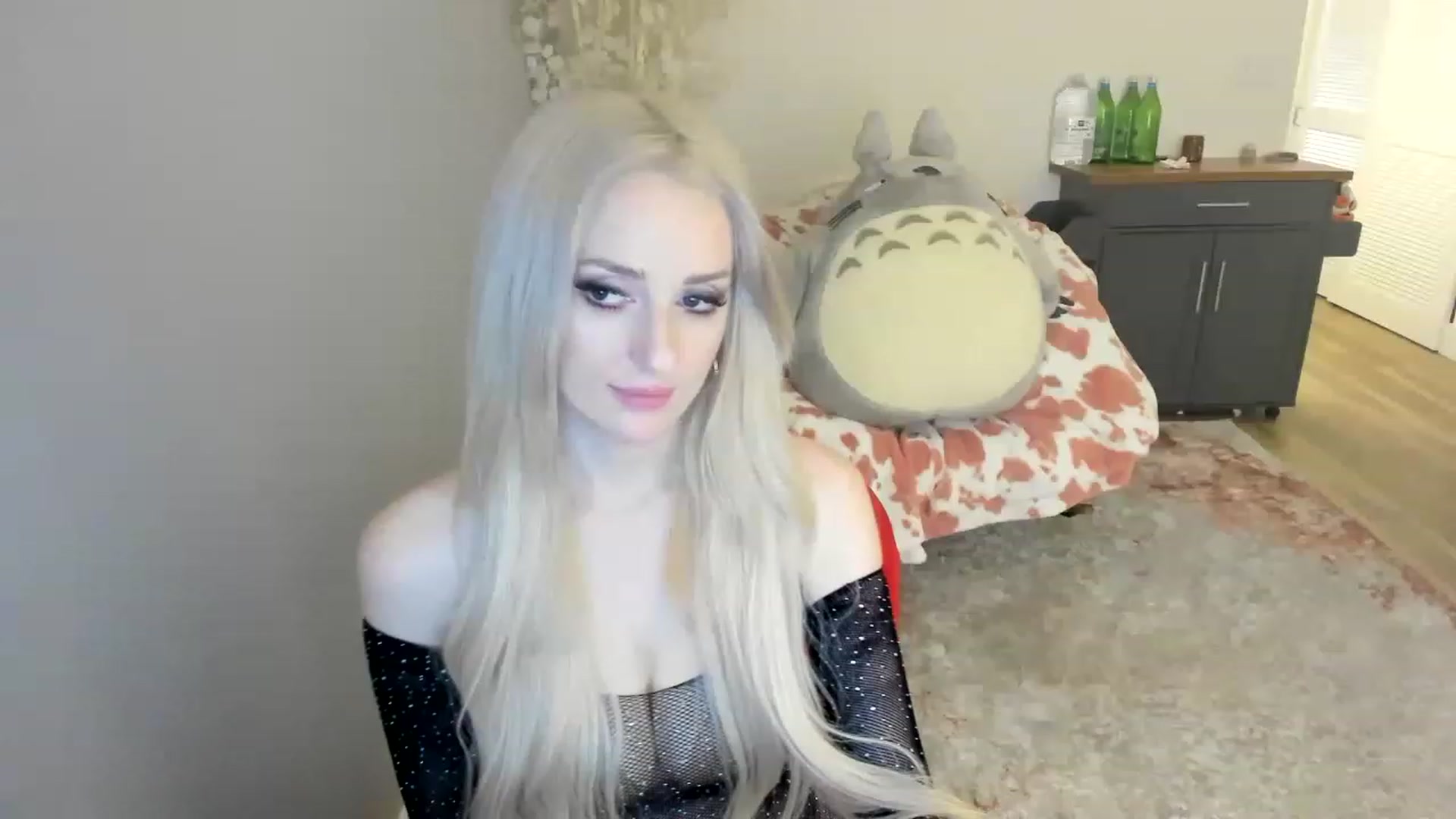 Gallery image thumbnail from BuyMeShoes's myfreecams stream on, 01/22/2023, 11:39 image 19 of 20
