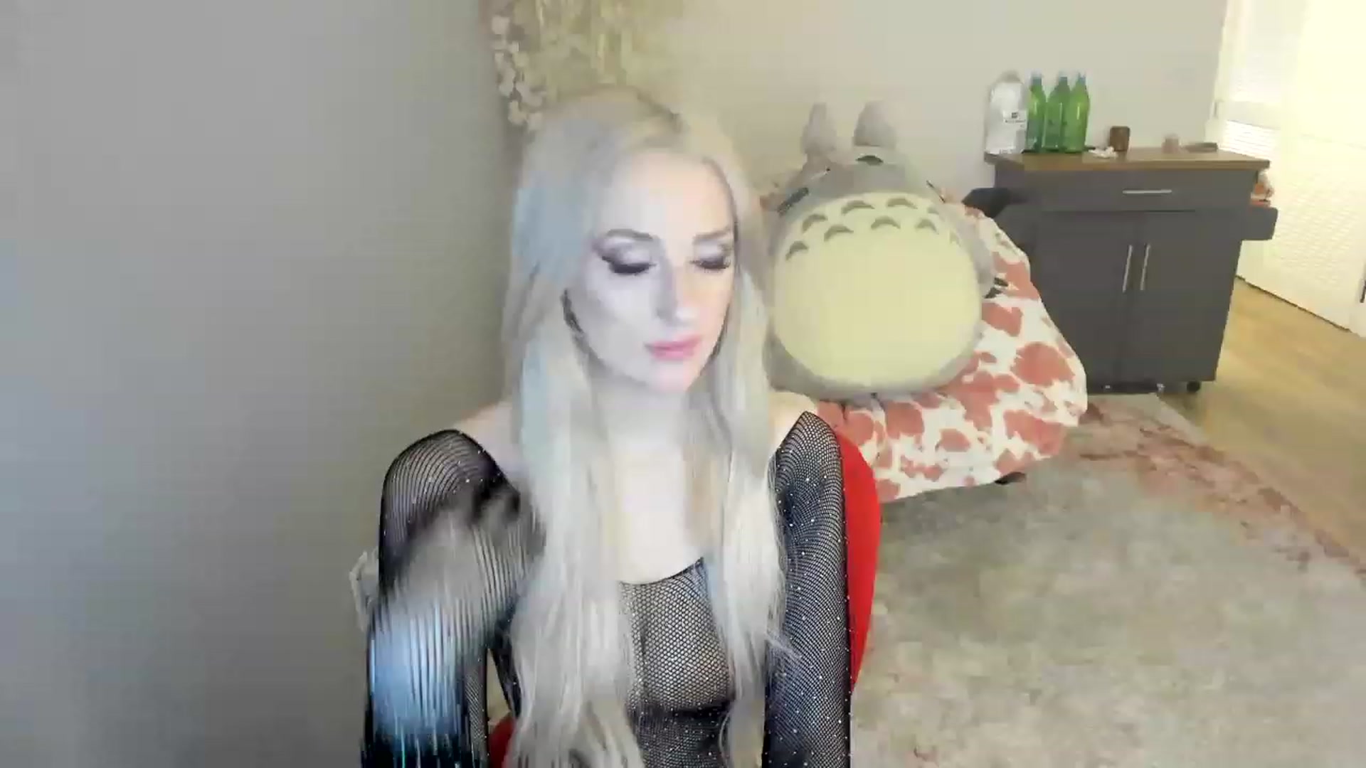 Gallery image thumbnail from BuyMeShoes's myfreecams stream on, 01/22/2023, 11:39 image 3 of 20