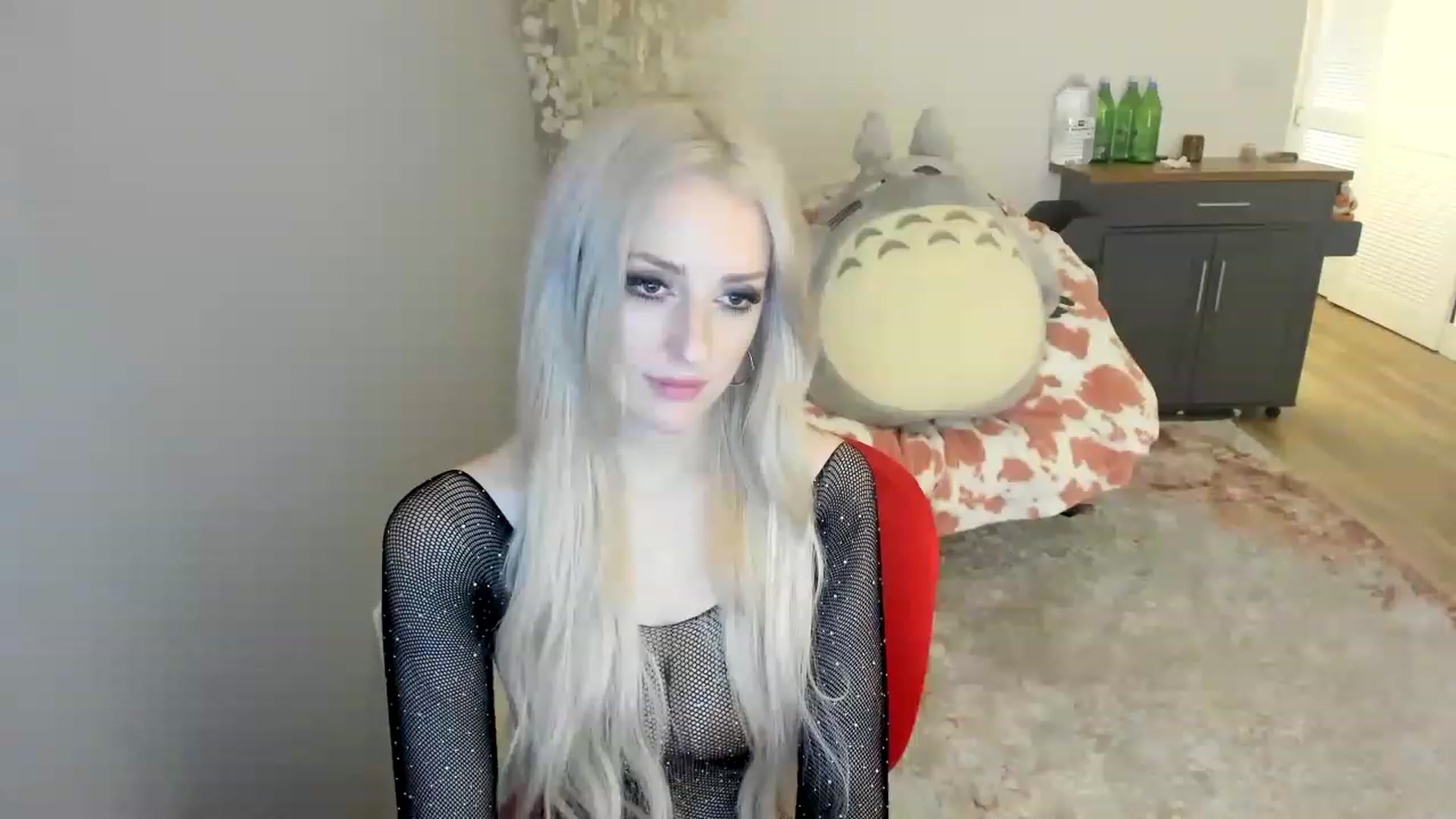 Gallery image thumbnail from BuyMeShoes's myfreecams stream on, 01/22/2023, 11:39 image 6 of 20