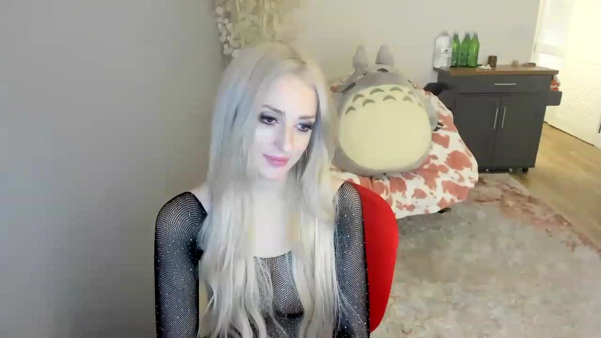 Gallery image thumbnail from BuyMeShoes's myfreecams stream on, 01/22/2023, 11:39 image 9 of 20
