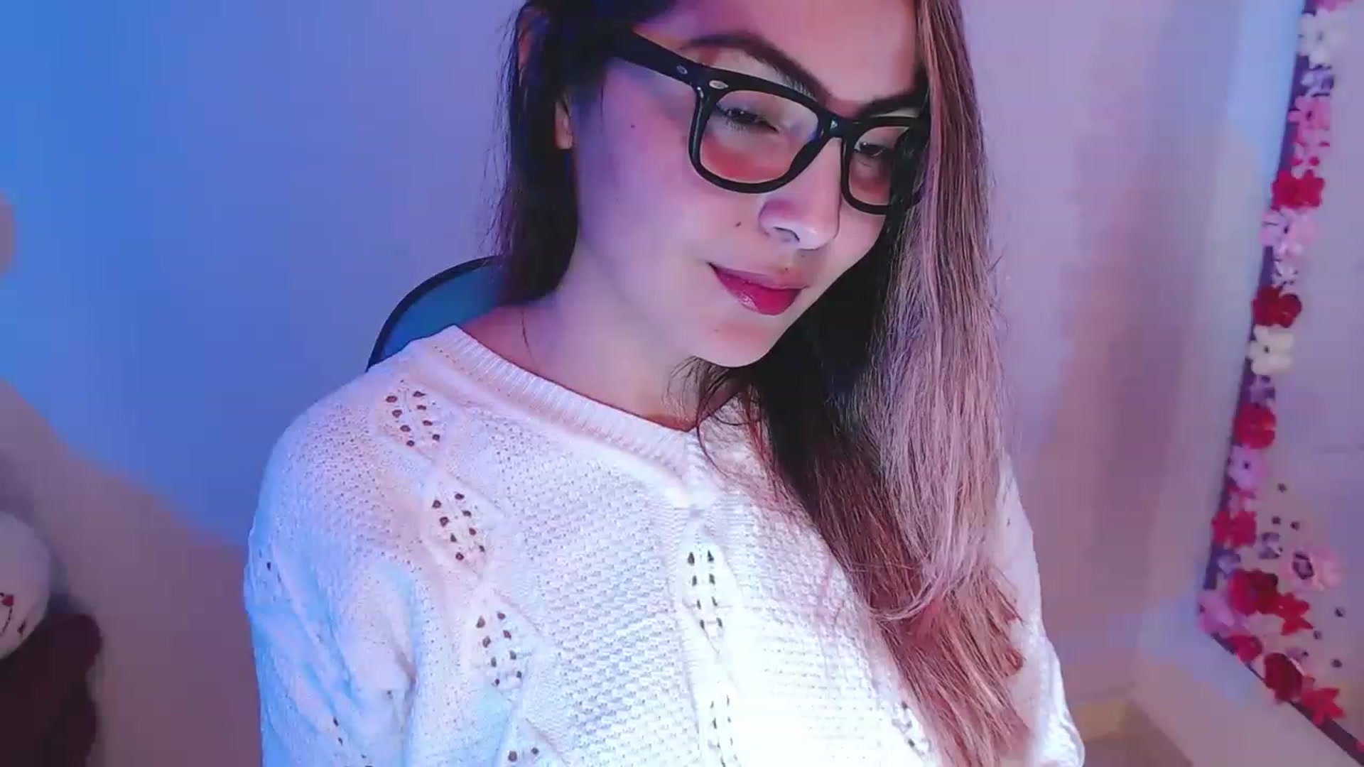 Gallery image thumbnail from CARMENVILLA1's myfreecams stream on, 01/31/2023, 06:43 image 19 of 20
