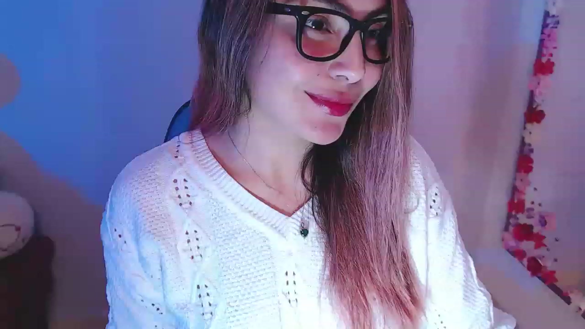 Gallery image thumbnail from CARMENVILLA1's myfreecams stream on, 01/31/2023, 06:43 image 1 of 20