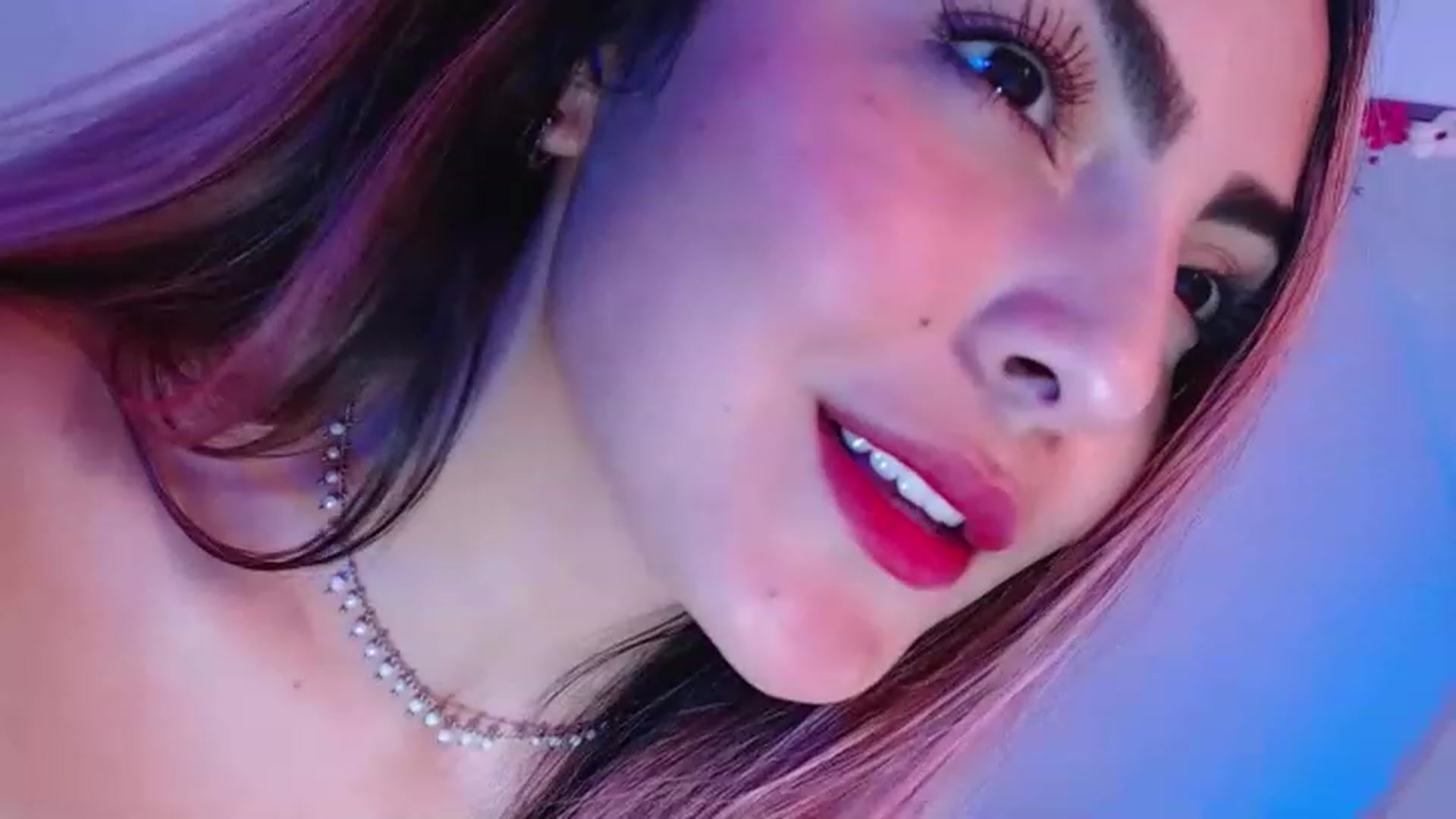 Gallery image thumbnail from CARMENVILLA1's myfreecams stream on, 02/04/2023, 01:04 image 6 of 20