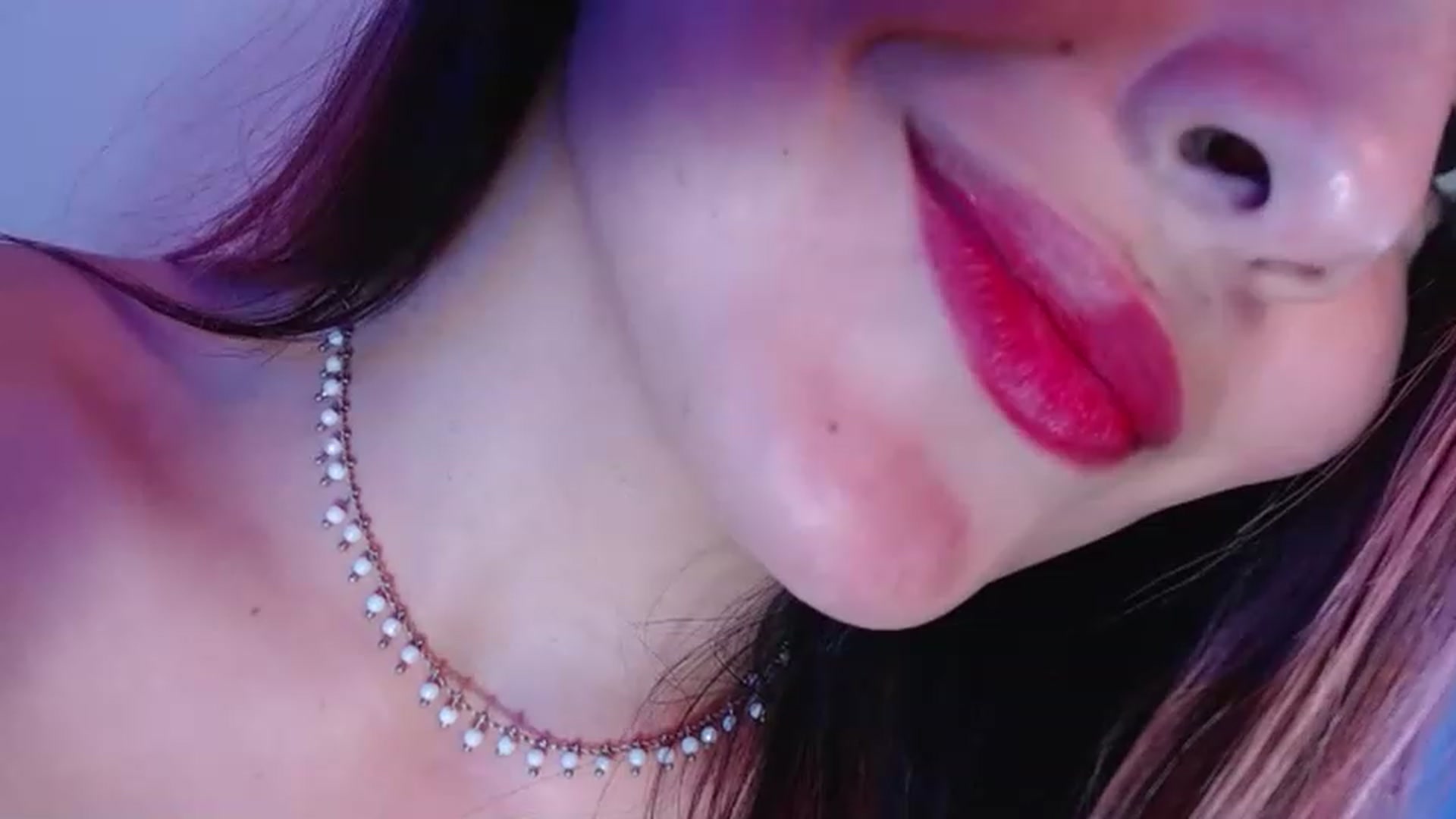 Gallery image thumbnail from CARMENVILLA1's myfreecams stream on, 02/04/2023, 01:04 image 5 of 20