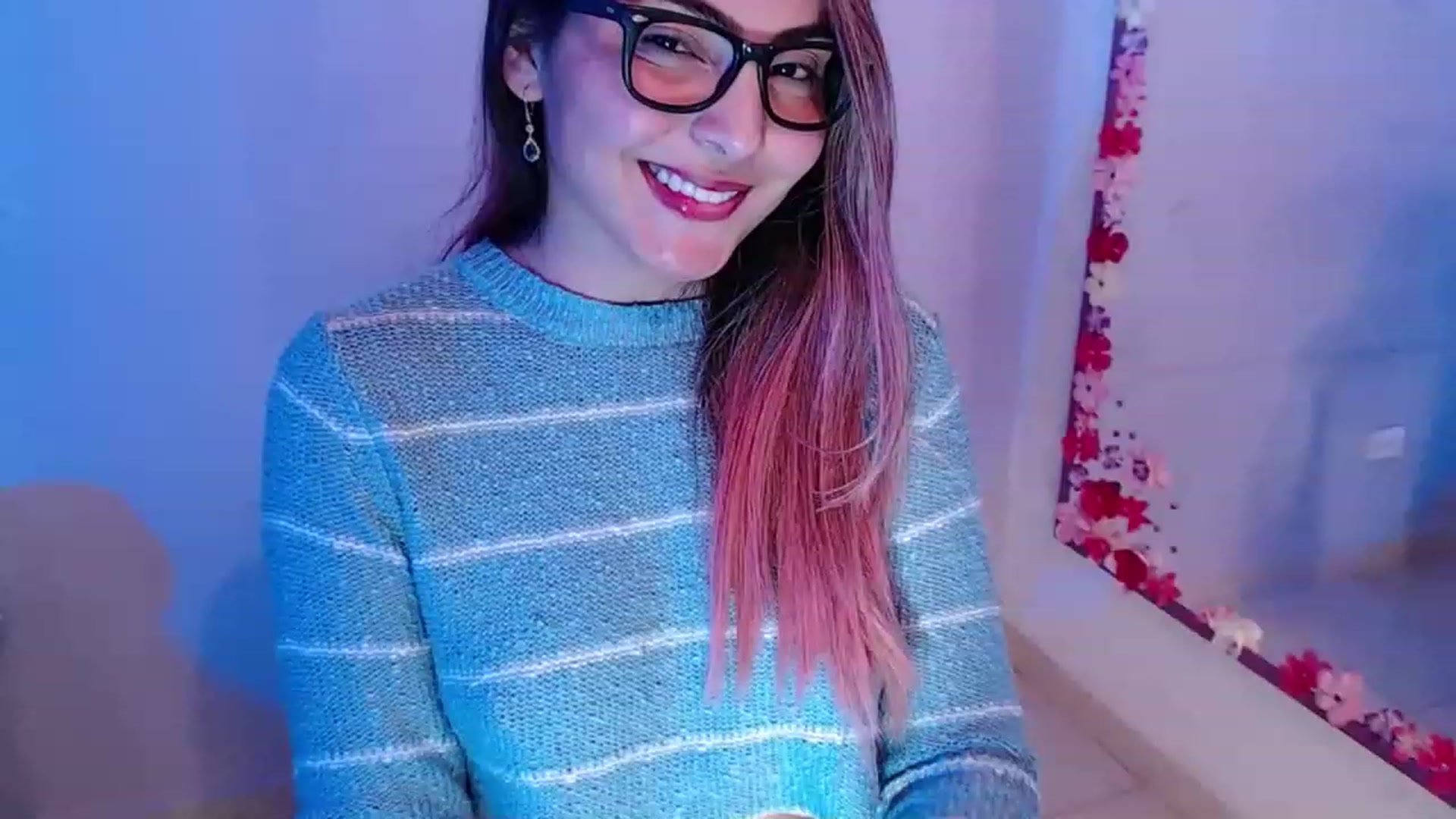 Gallery image thumbnail from CARMENVILLA1's myfreecams stream on, 02/07/2023, 06:08 image 3 of 20