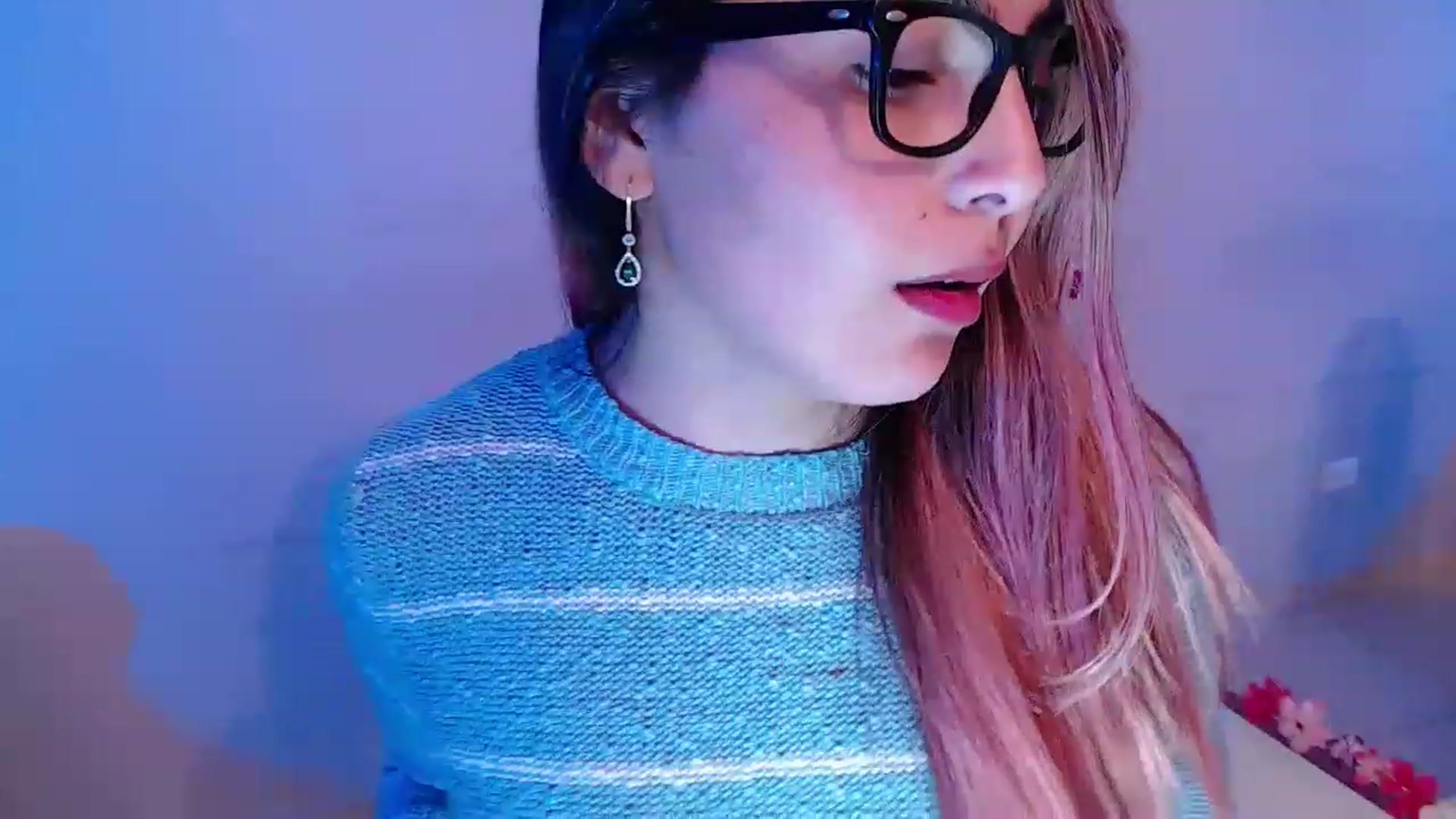 Gallery image thumbnail from CARMENVILLA1's myfreecams stream on, 02/07/2023, 06:08 image 19 of 20