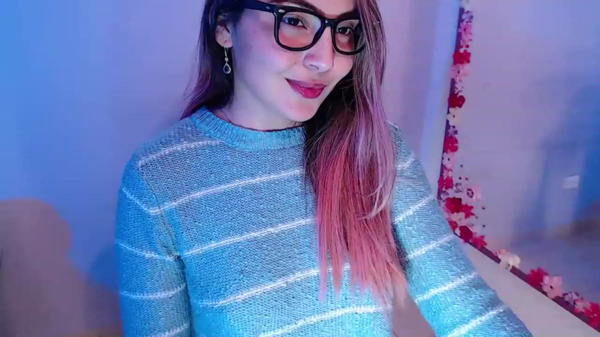 Gallery image thumbnail from CARMENVILLA1's myfreecams stream on, 02/07/2023, 06:08 image 4 of 20