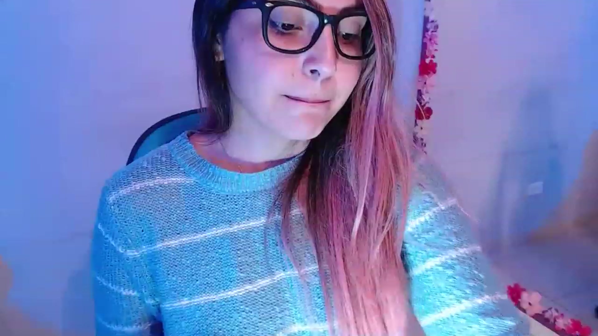 Gallery image thumbnail from CARMENVILLA1's myfreecams stream on, 02/07/2023, 07:43 image 9 of 20