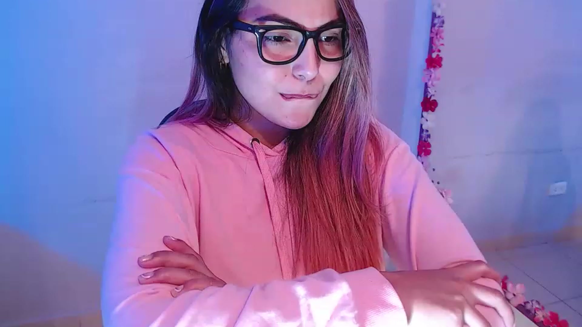 Gallery image thumbnail from CARMENVILLA1's myfreecams stream on, 02/09/2023, 06:30 image 8 of 20