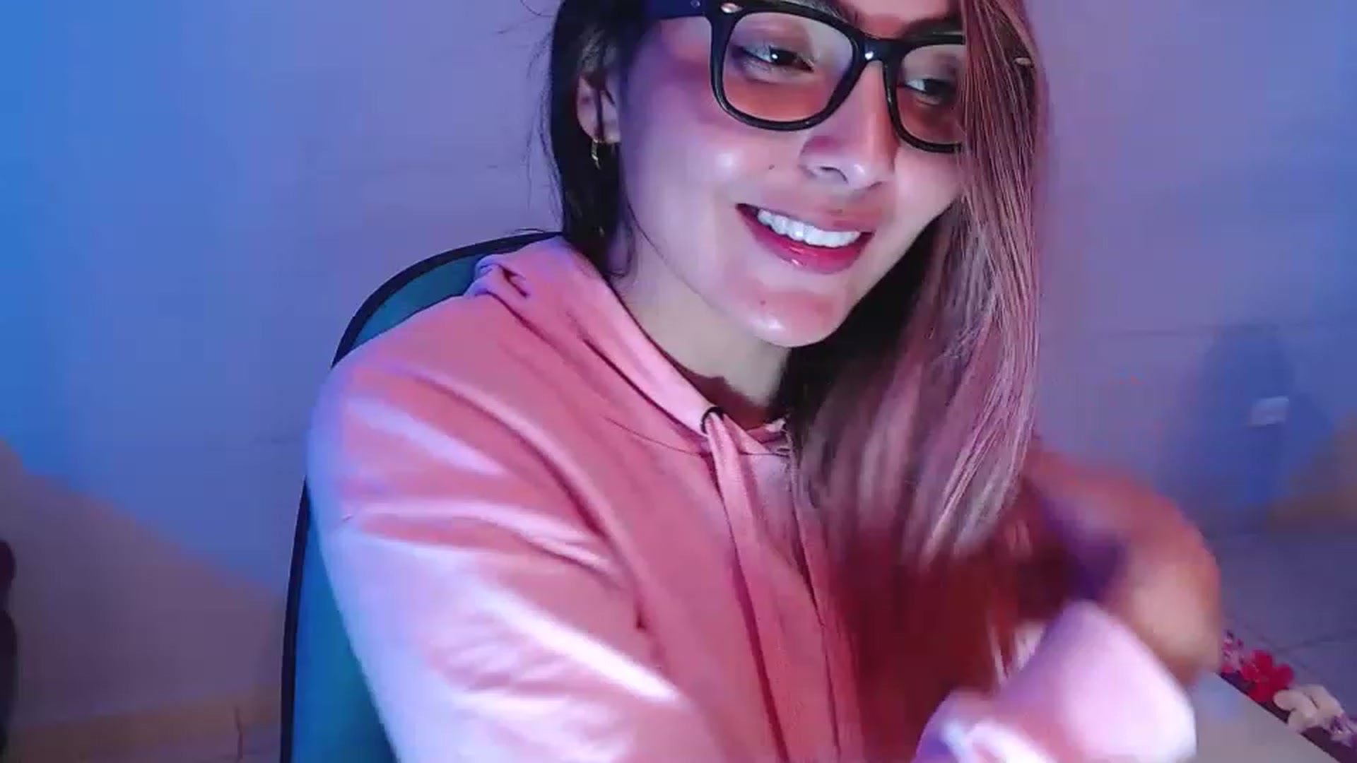 Gallery image thumbnail from CARMENVILLA1's myfreecams stream on, 02/09/2023, 06:30 image 19 of 20