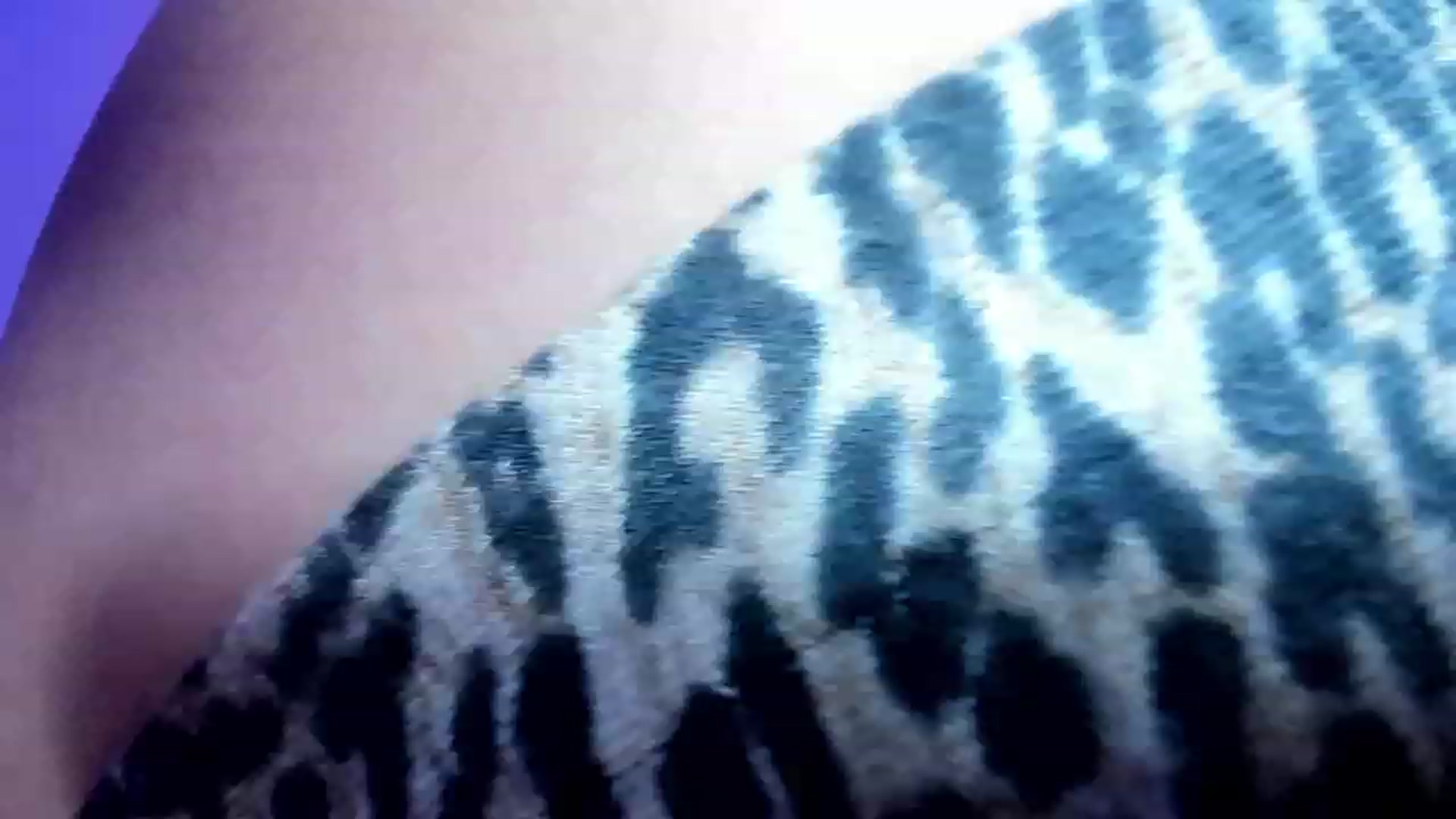 Gallery image thumbnail from CARMENVILLA1's myfreecams stream on, 04/18/2023, 08:18 image 6 of 20