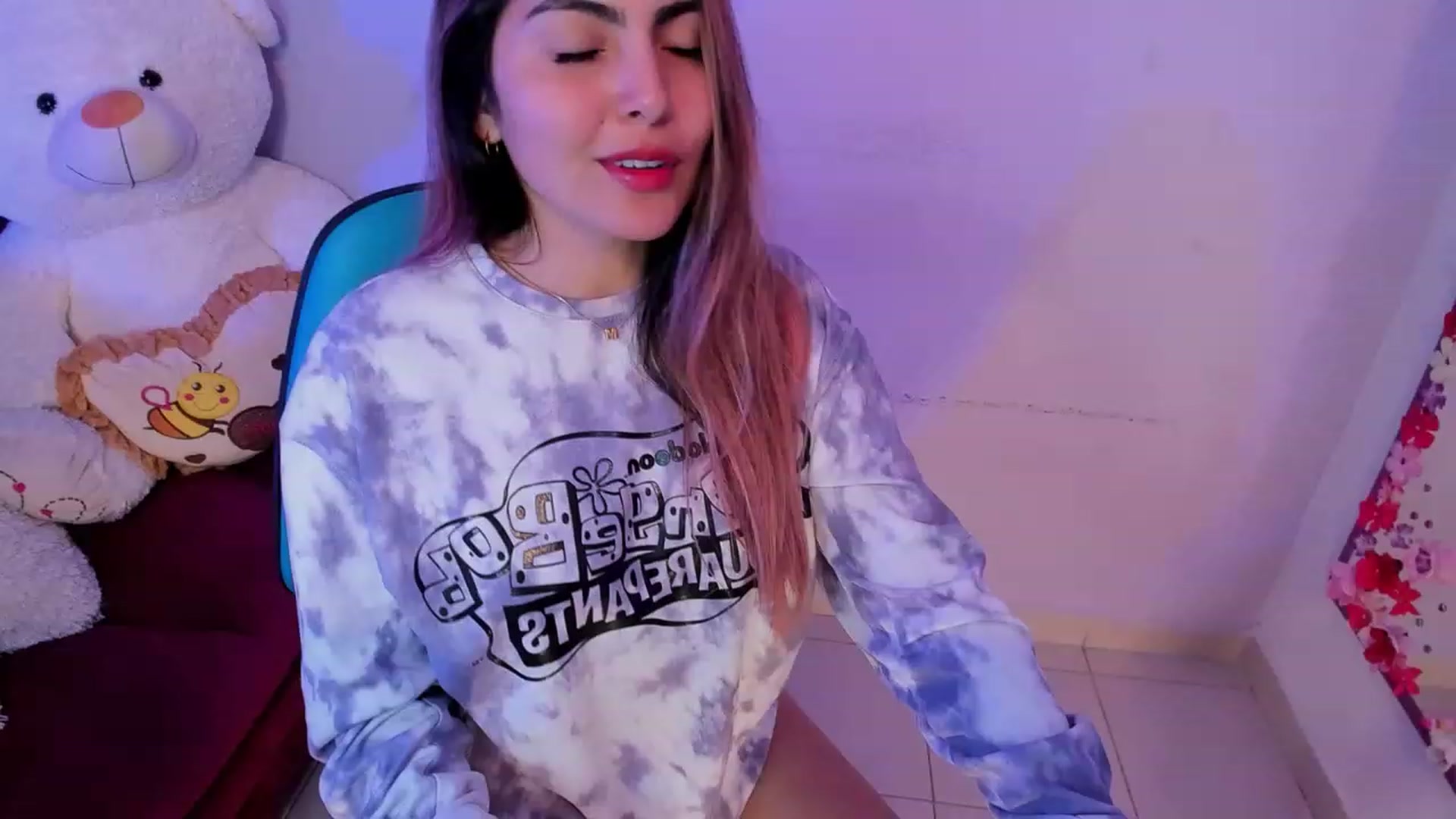 Gallery image thumbnail from CARMENVILLA1's myfreecams stream on, 05/23/2023, 06:51 image 16 of 20