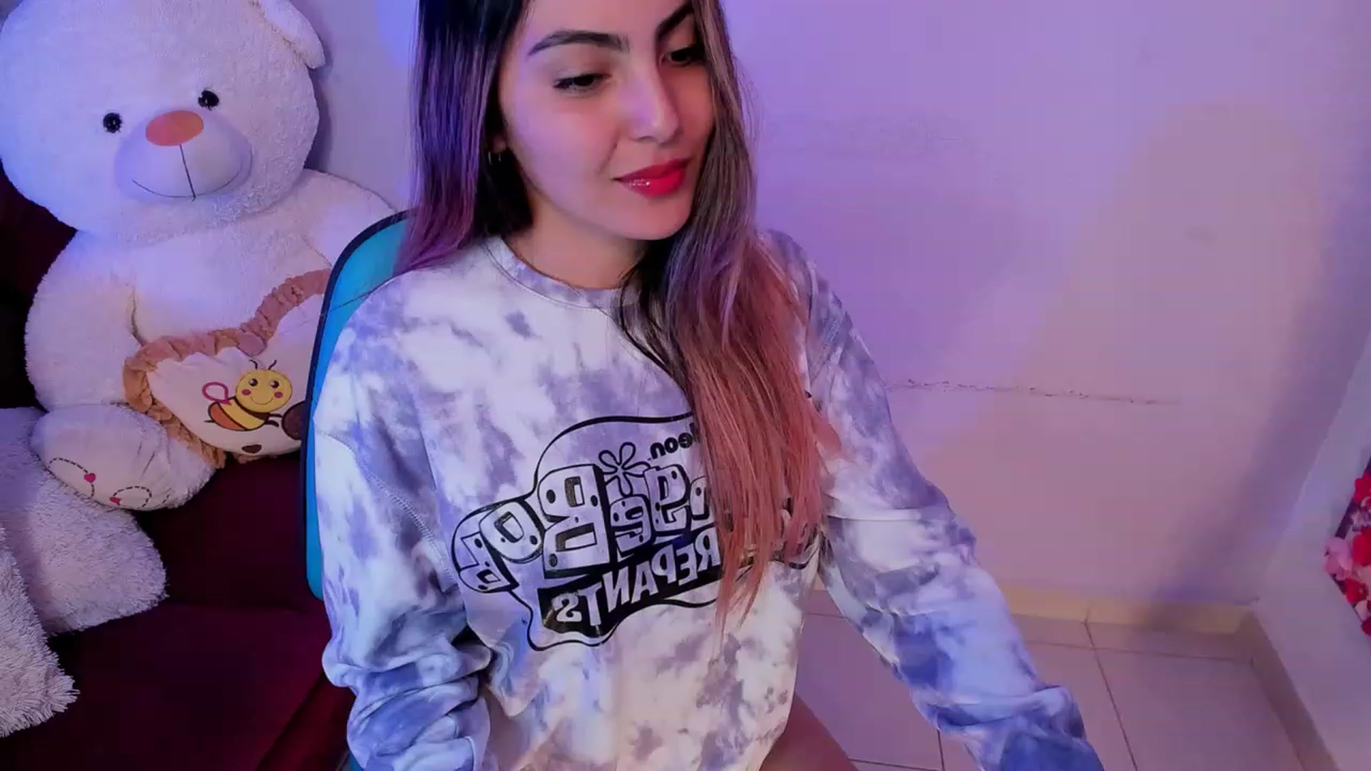 Gallery image thumbnail from CARMENVILLA1's myfreecams stream on, 05/23/2023, 06:51 image 3 of 20