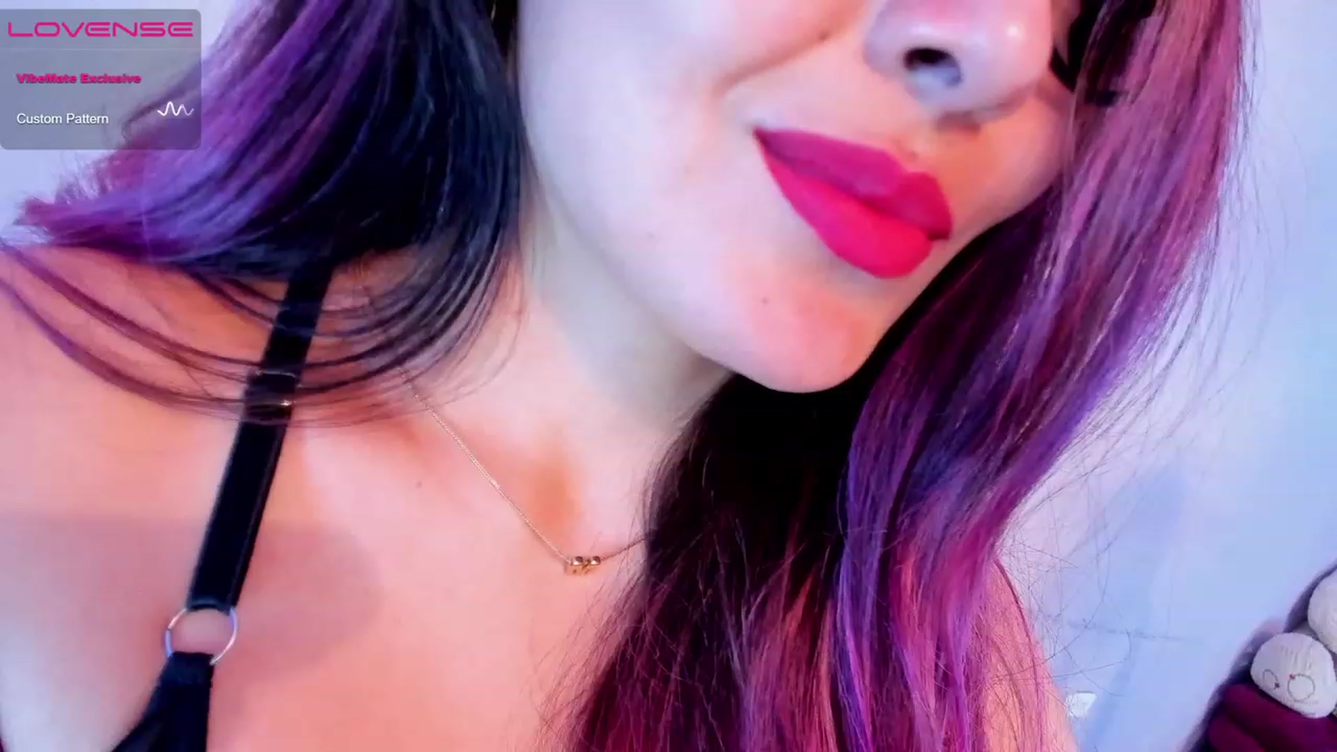 Gallery image thumbnail from CARMENVILLA1's myfreecams stream on, 06/06/2023, 06:52 image 4 of 20
